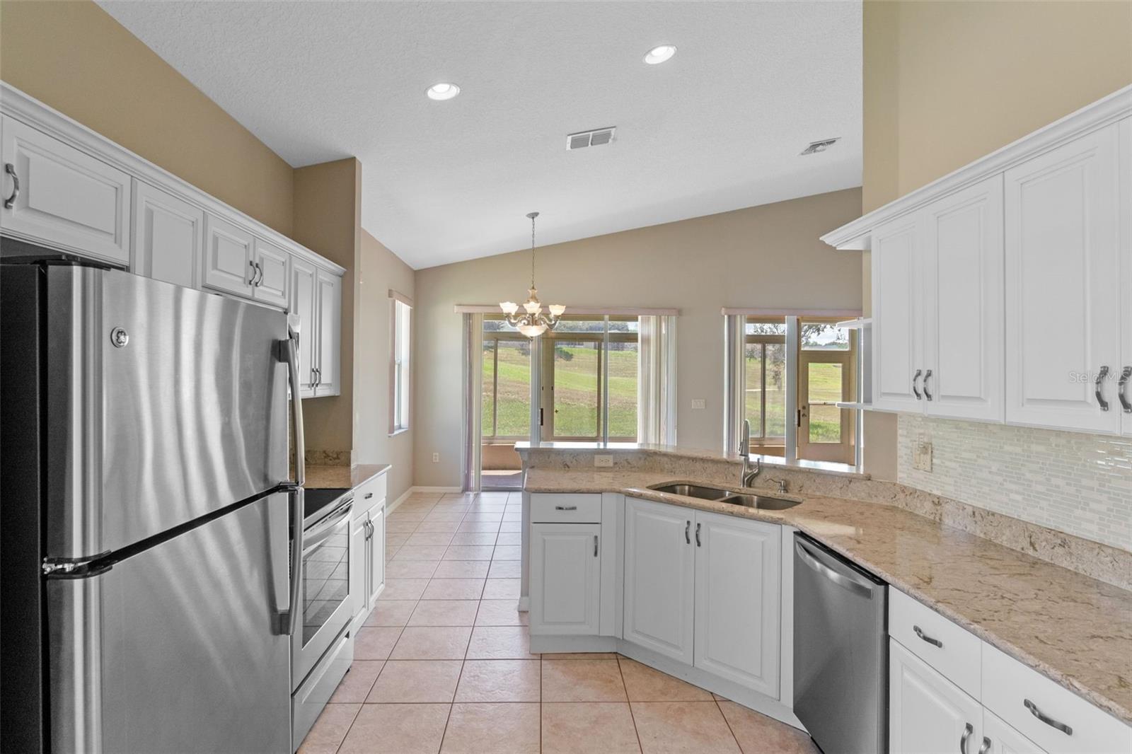 Image 12 of 60 For 890 Summit Greens Boulevard