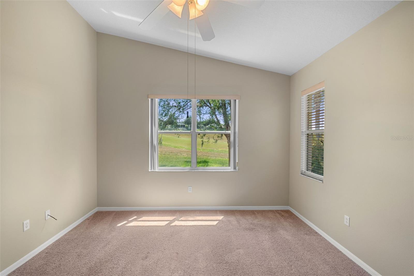 Image 21 of 60 For 890 Summit Greens Boulevard