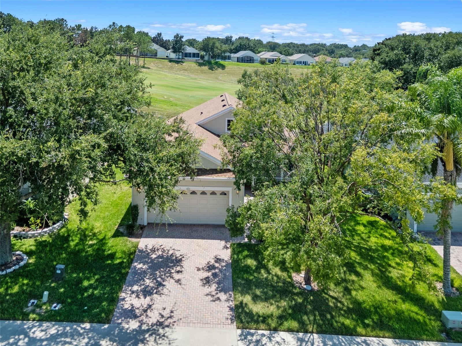 Image 37 of 60 For 890 Summit Greens Boulevard
