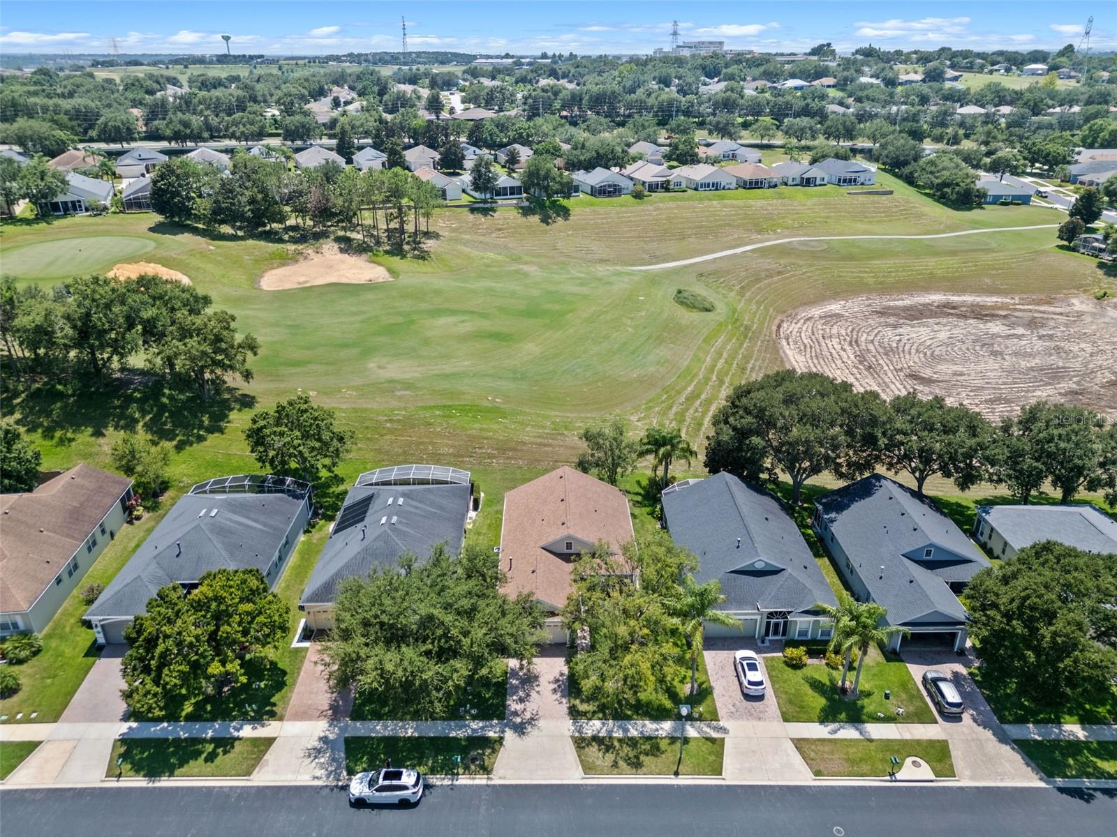 Image 38 of 60 For 890 Summit Greens Boulevard