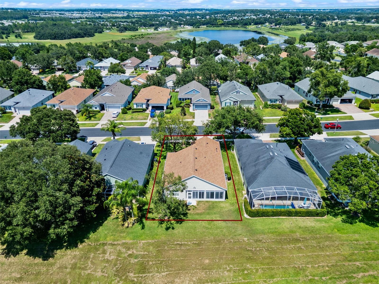 Image 39 of 60 For 890 Summit Greens Boulevard