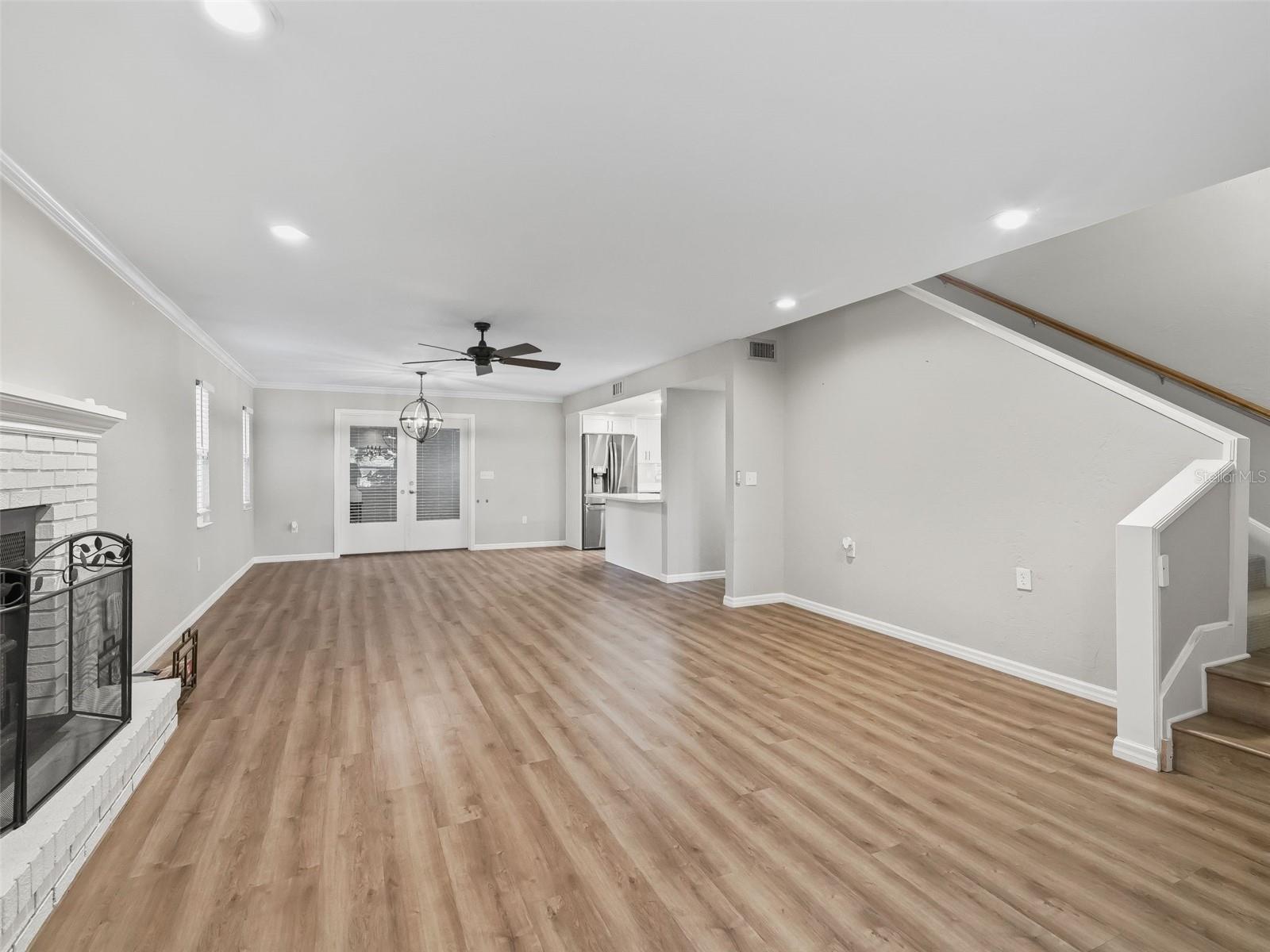 Image 10 of 46 For 4207 Bair Avenue