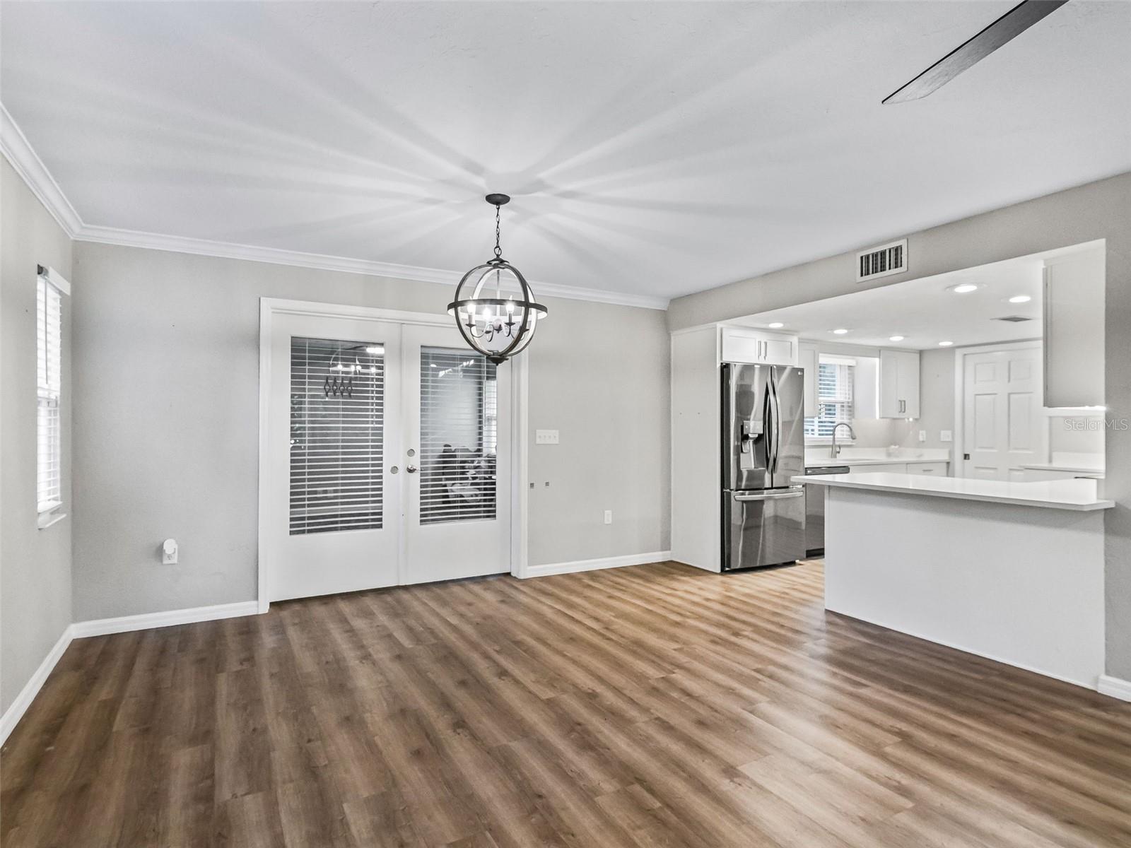 Image 13 of 46 For 4207 Bair Avenue