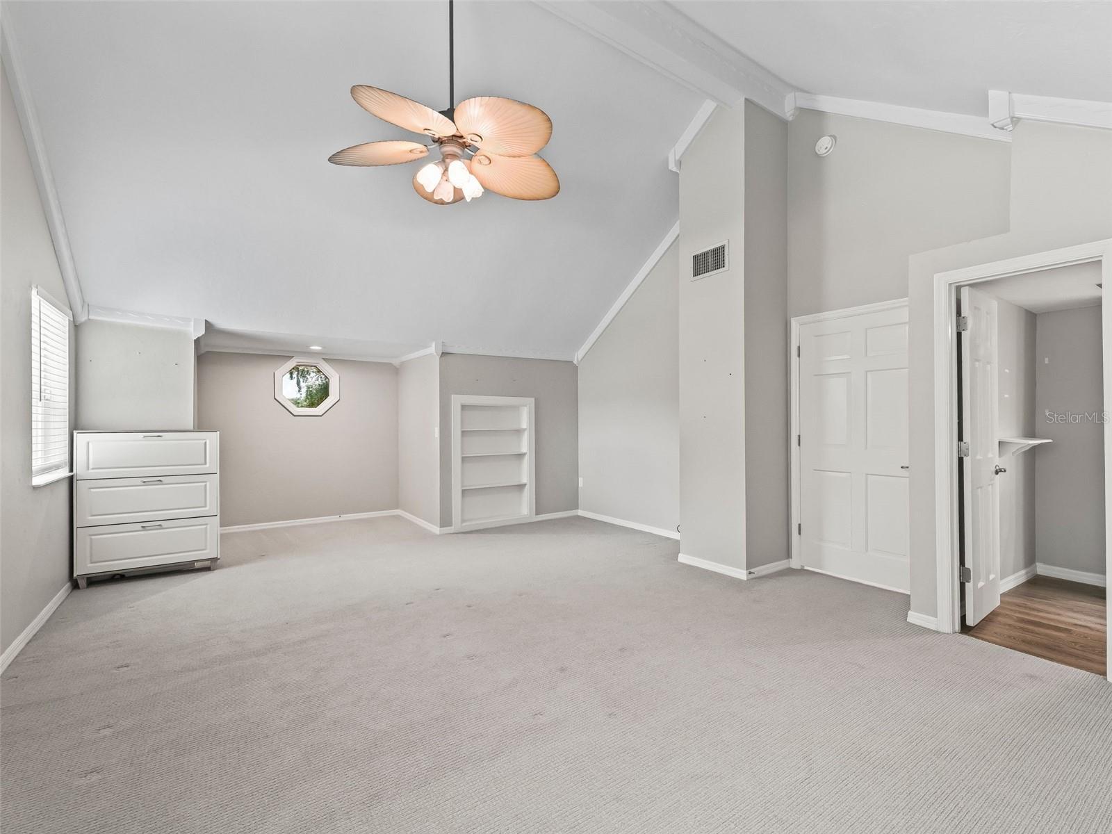 Image 25 of 46 For 4207 Bair Avenue