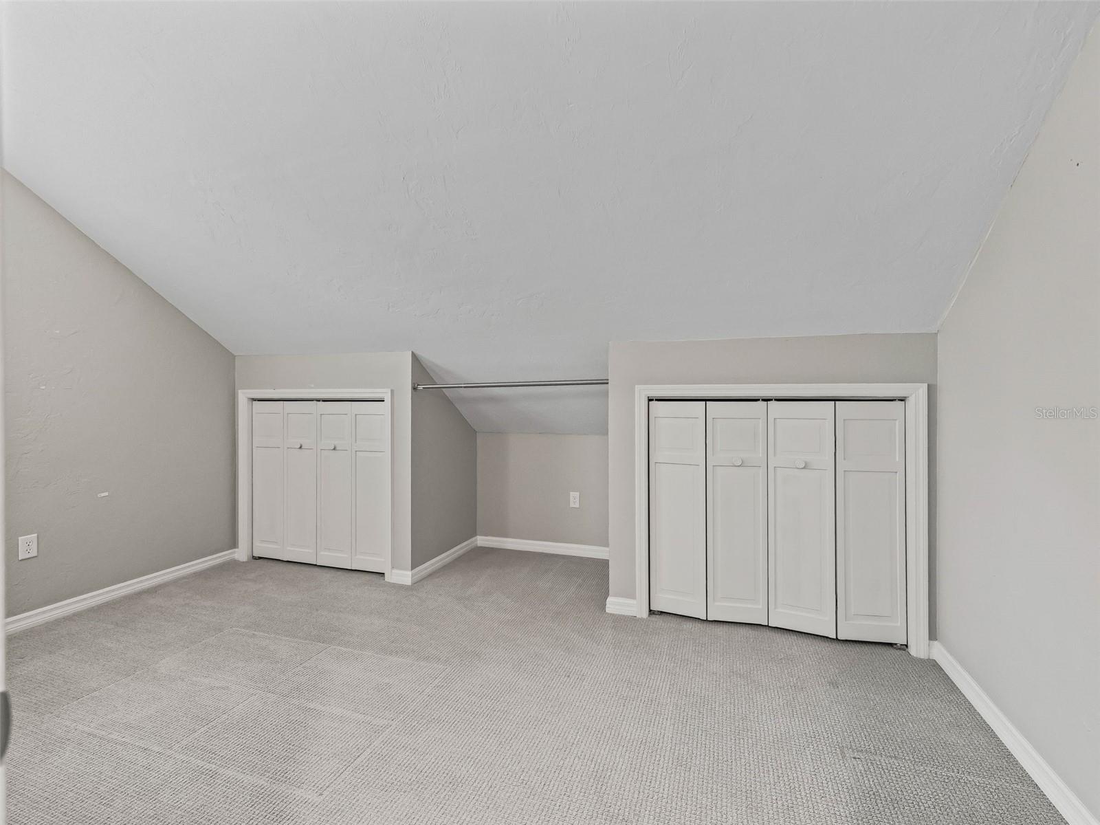 Image 32 of 46 For 4207 Bair Avenue