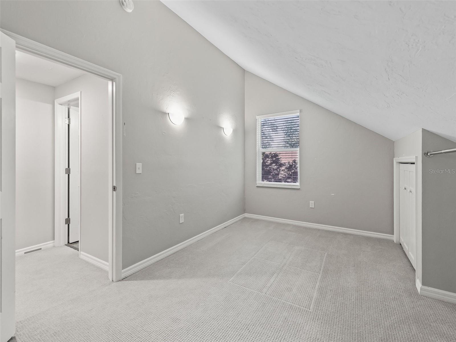 Image 33 of 46 For 4207 Bair Avenue