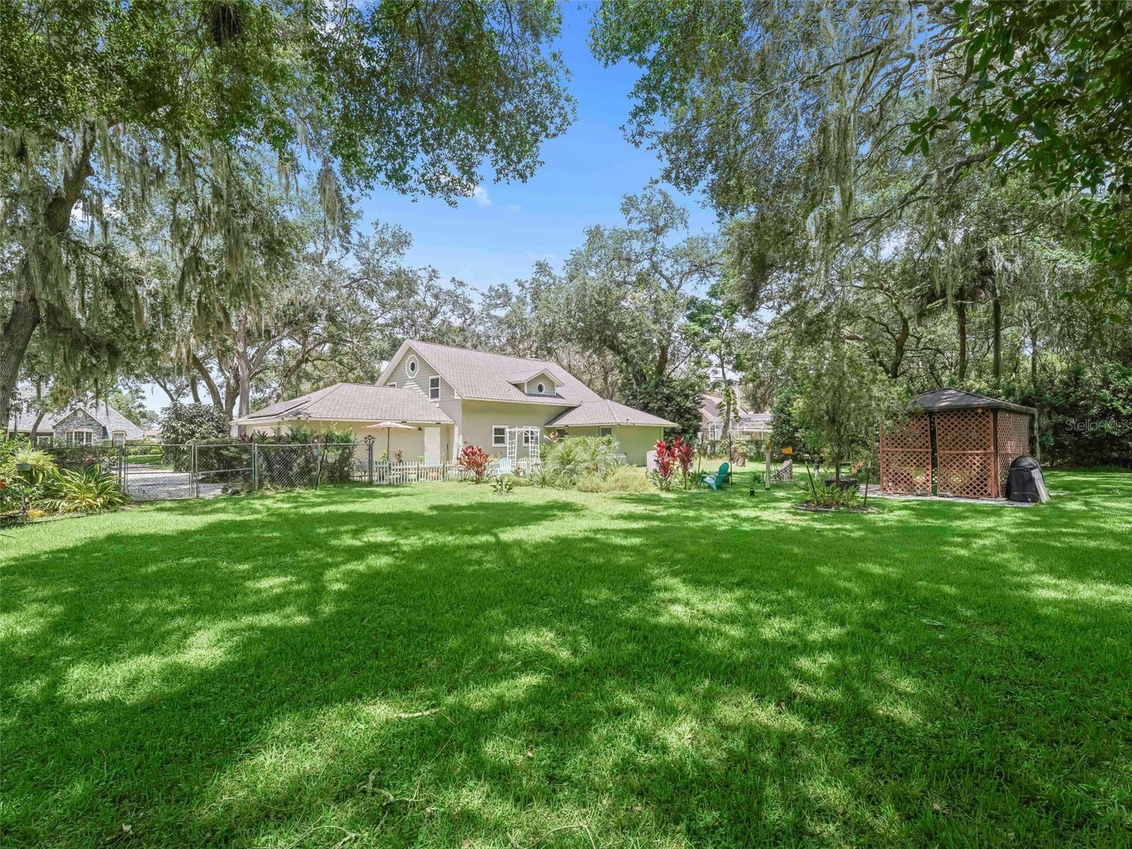 Image 39 of 46 For 4207 Bair Avenue
