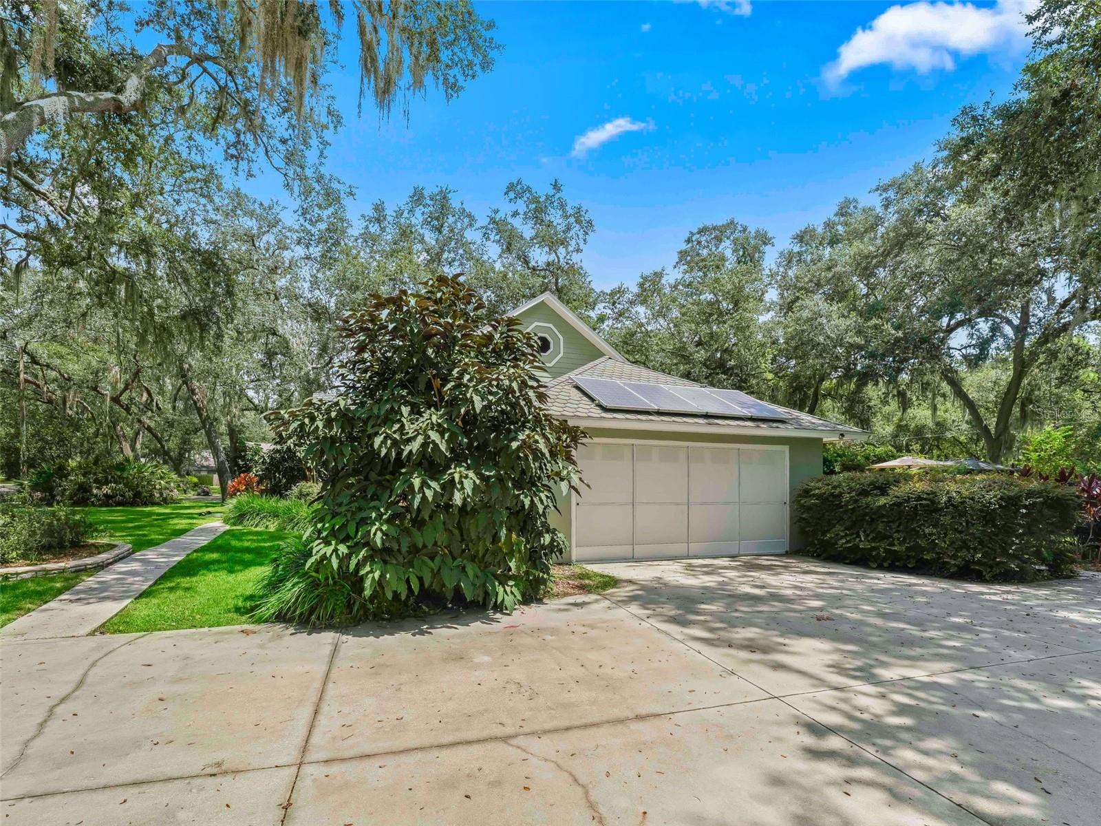 Image 5 of 46 For 4207 Bair Avenue