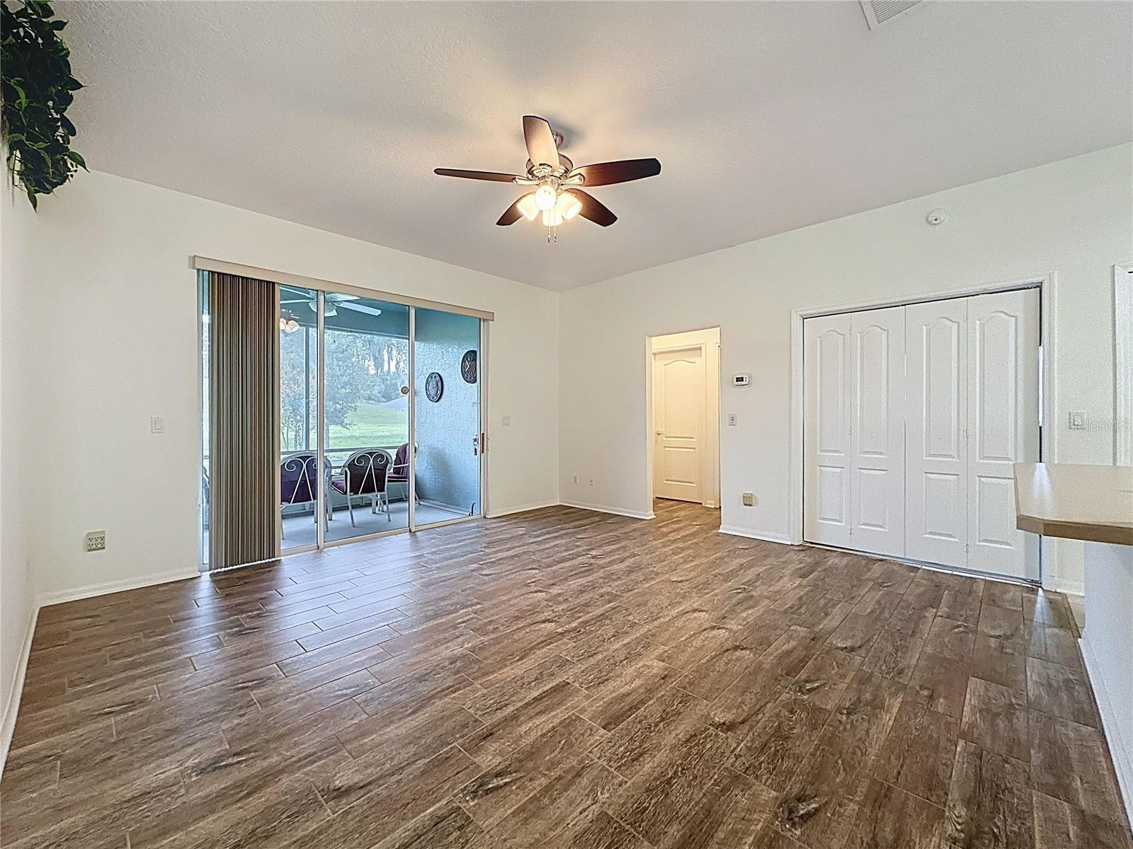 Image 20 of 72 For 2225 Elverson Avenue