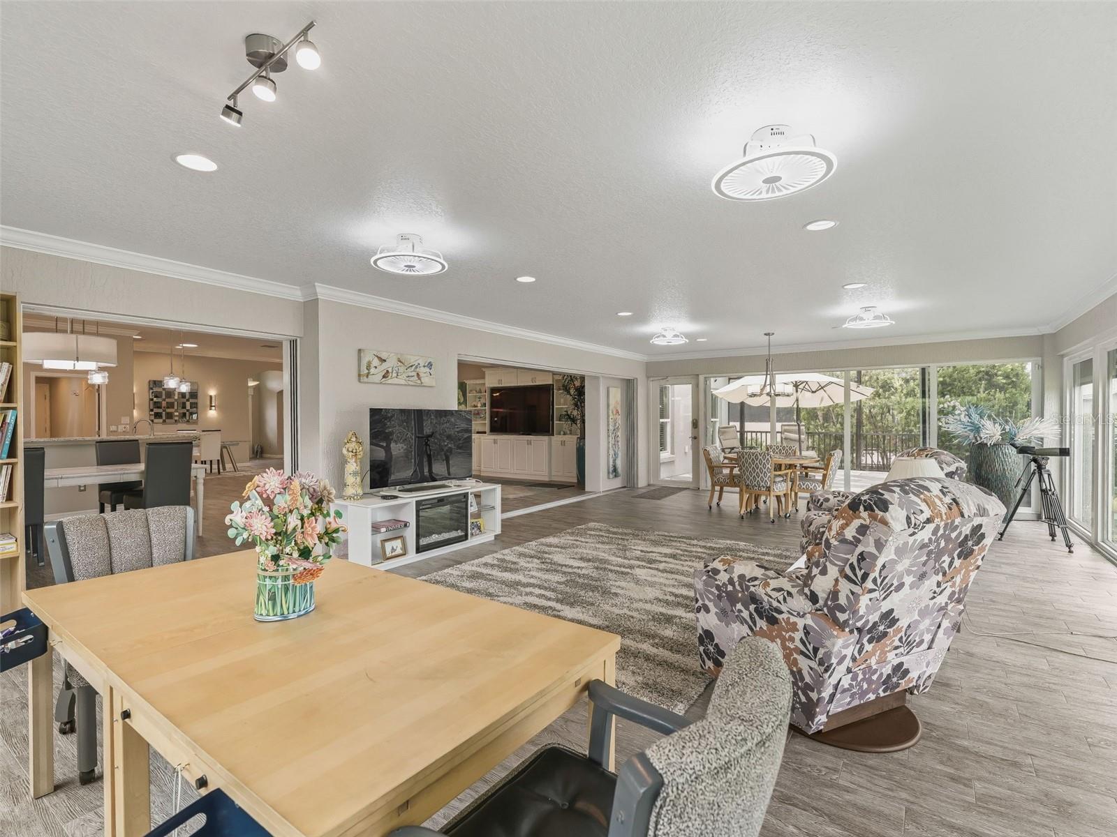 Image 17 of 54 For 3083 Yoder Drive