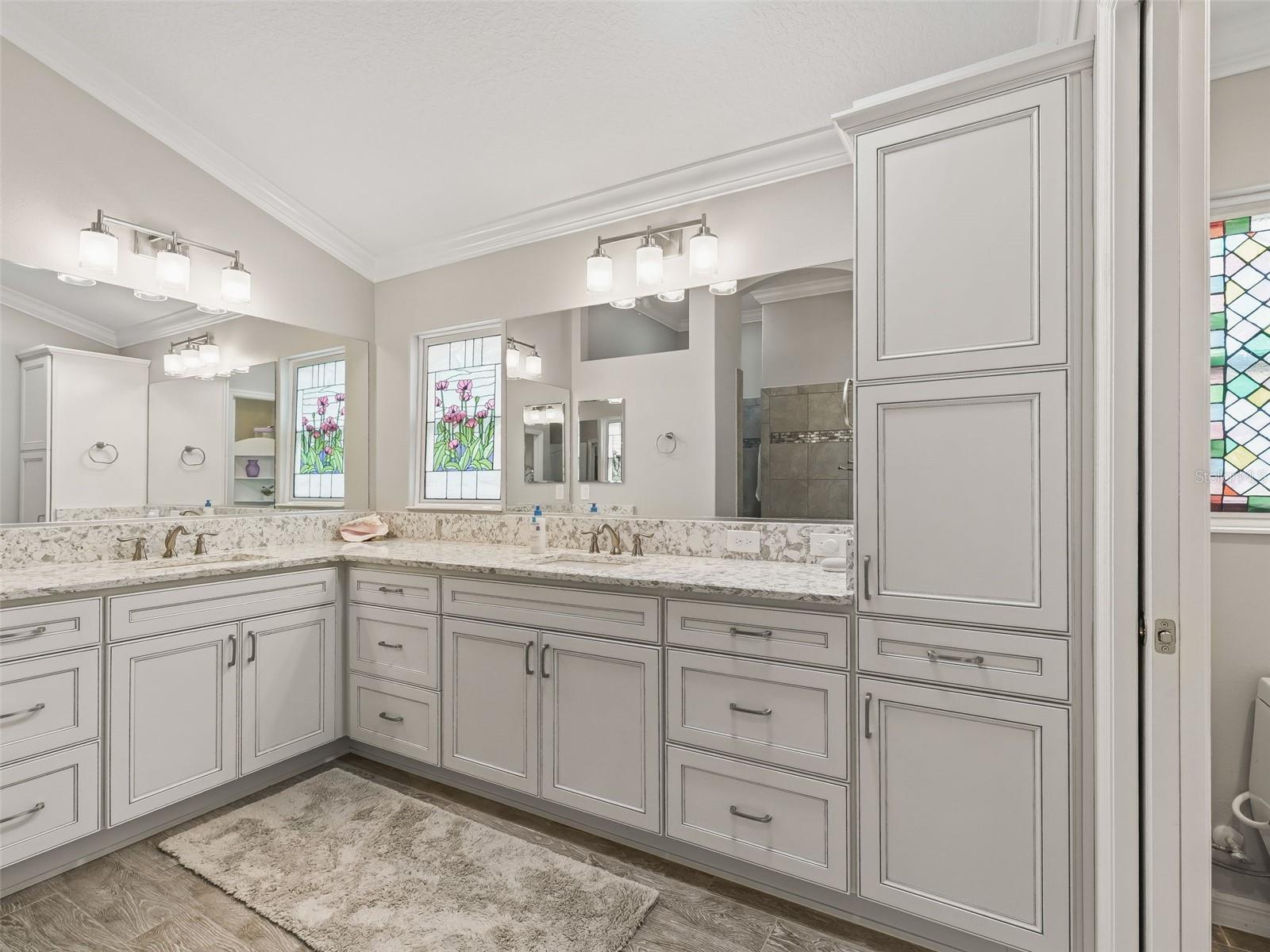 Image 27 of 54 For 3083 Yoder Drive