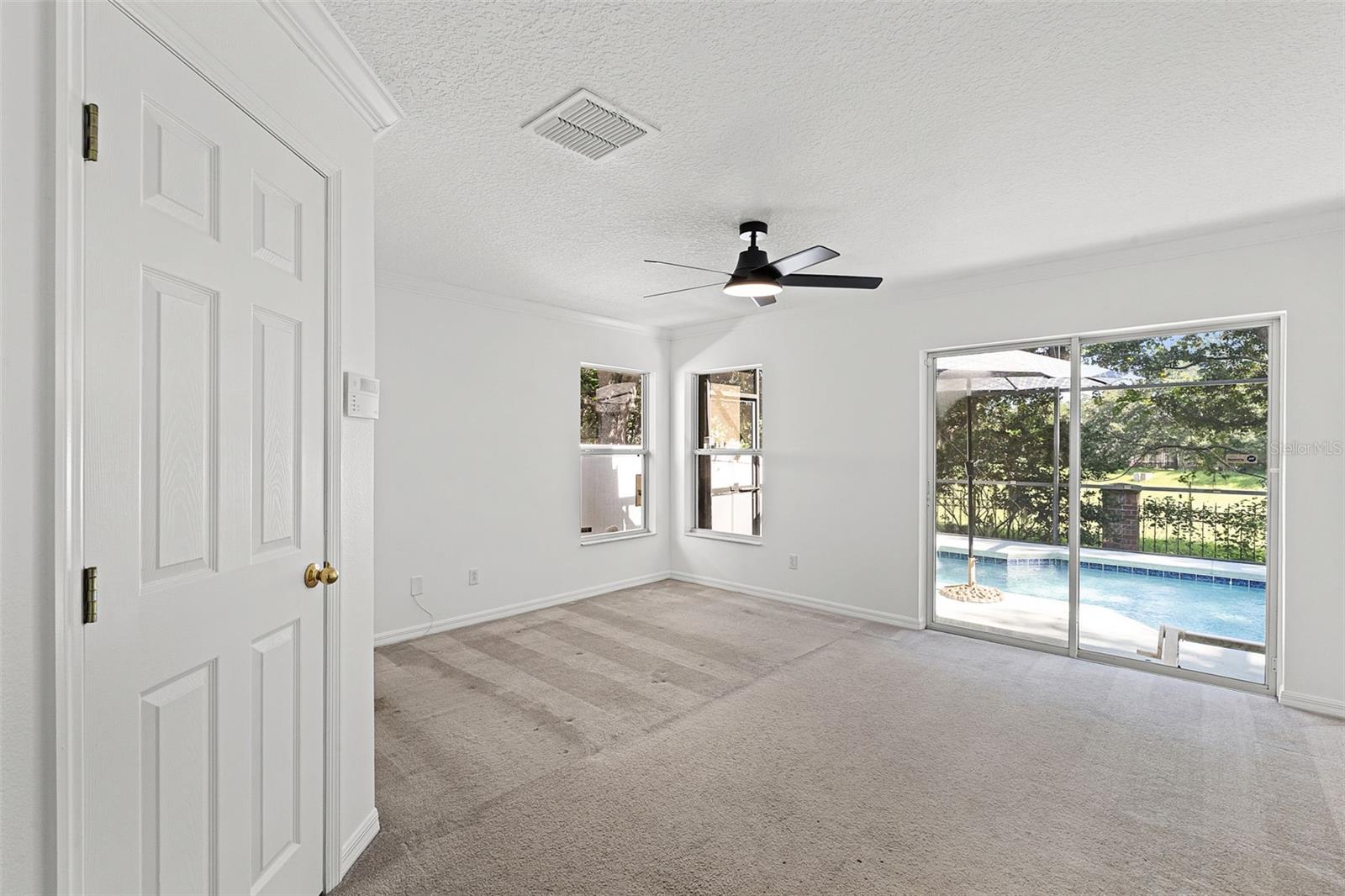 Image 15 of 44 For 16825 Gold Star Court