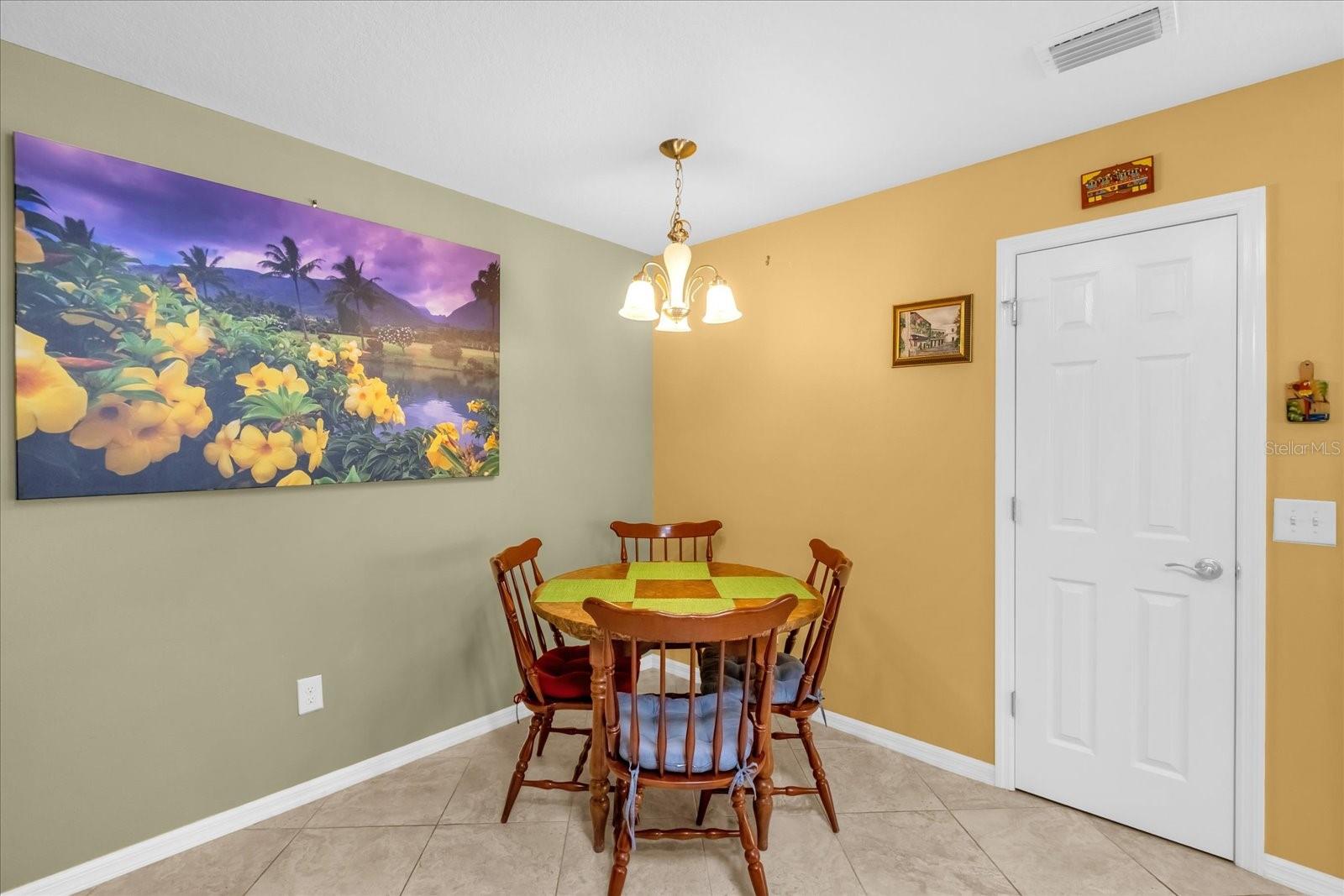 Image 16 of 28 For 1382 Zest Avenue