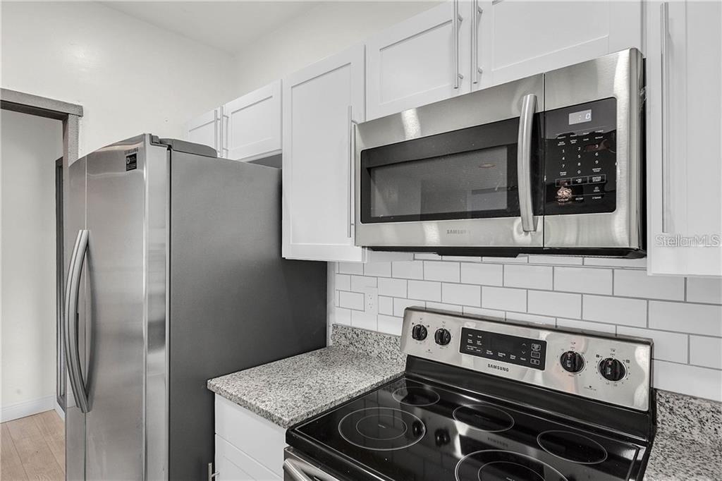 Image 8 of 11 For 337 Birch Way 337