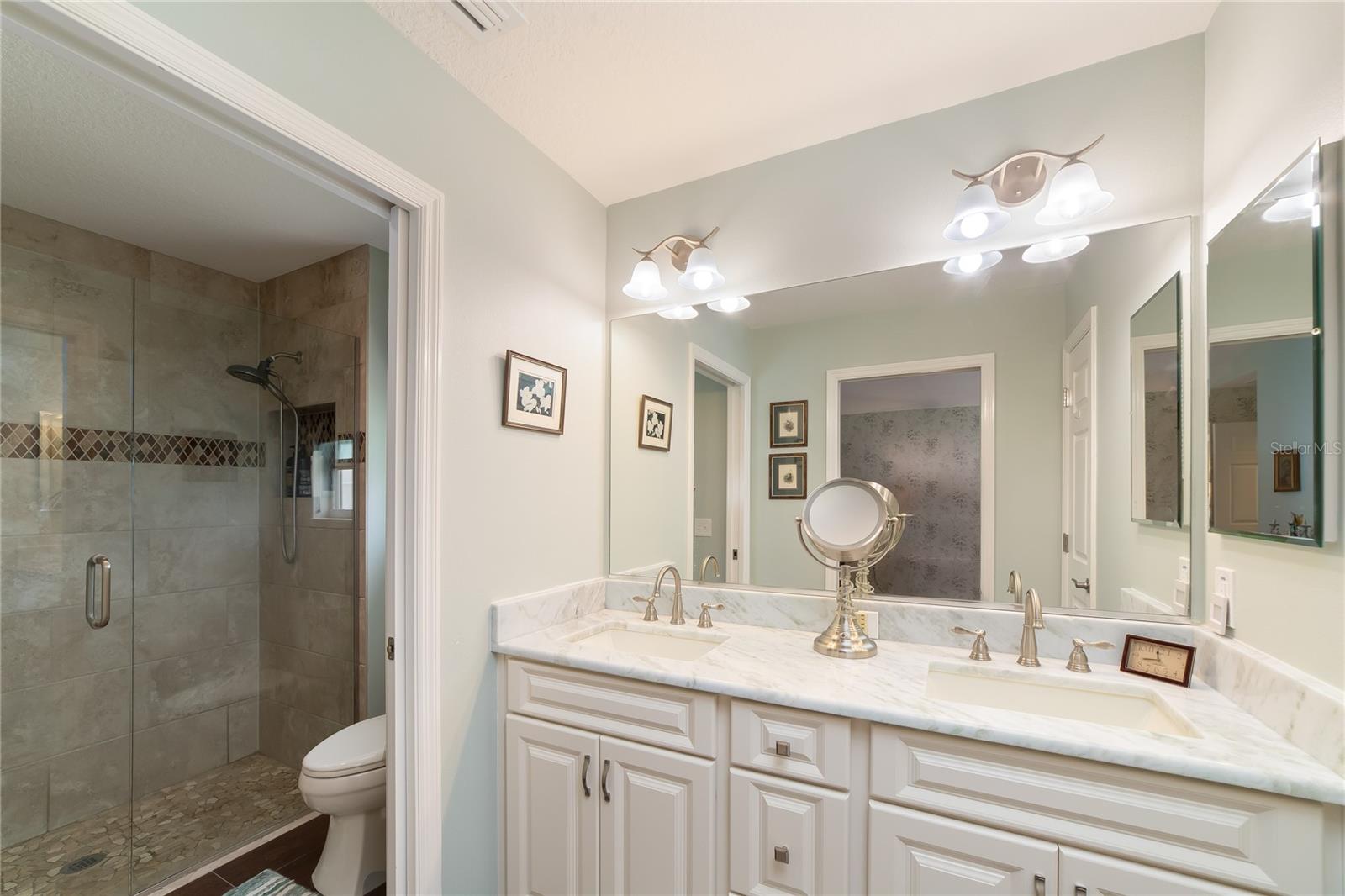 Image 13 of 24 For 3092 Kramer Court