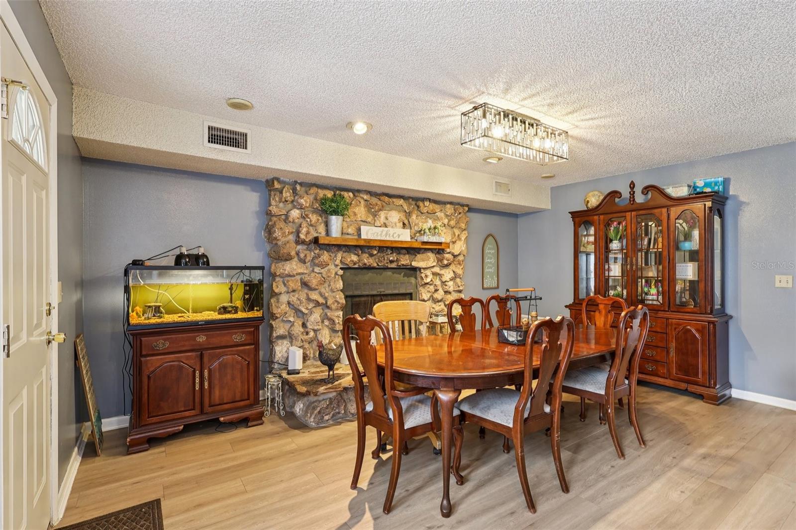 Image 11 of 50 For 3040 Griffin View Drive