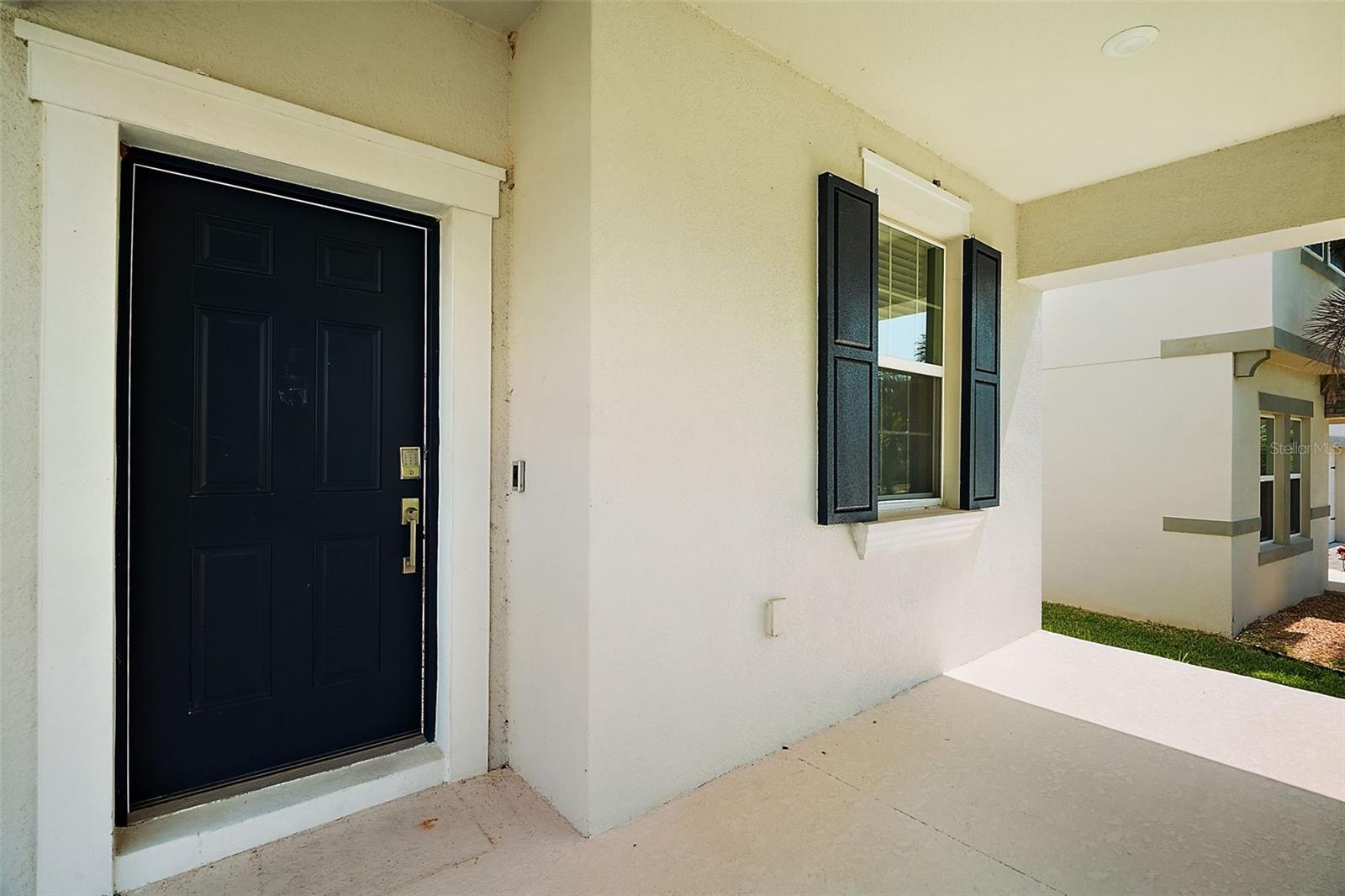Image 4 of 41 For 900 Carmillion Ct