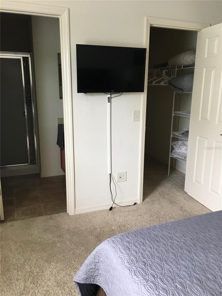 Image 14 of 23 For 3374 Castlegate Court