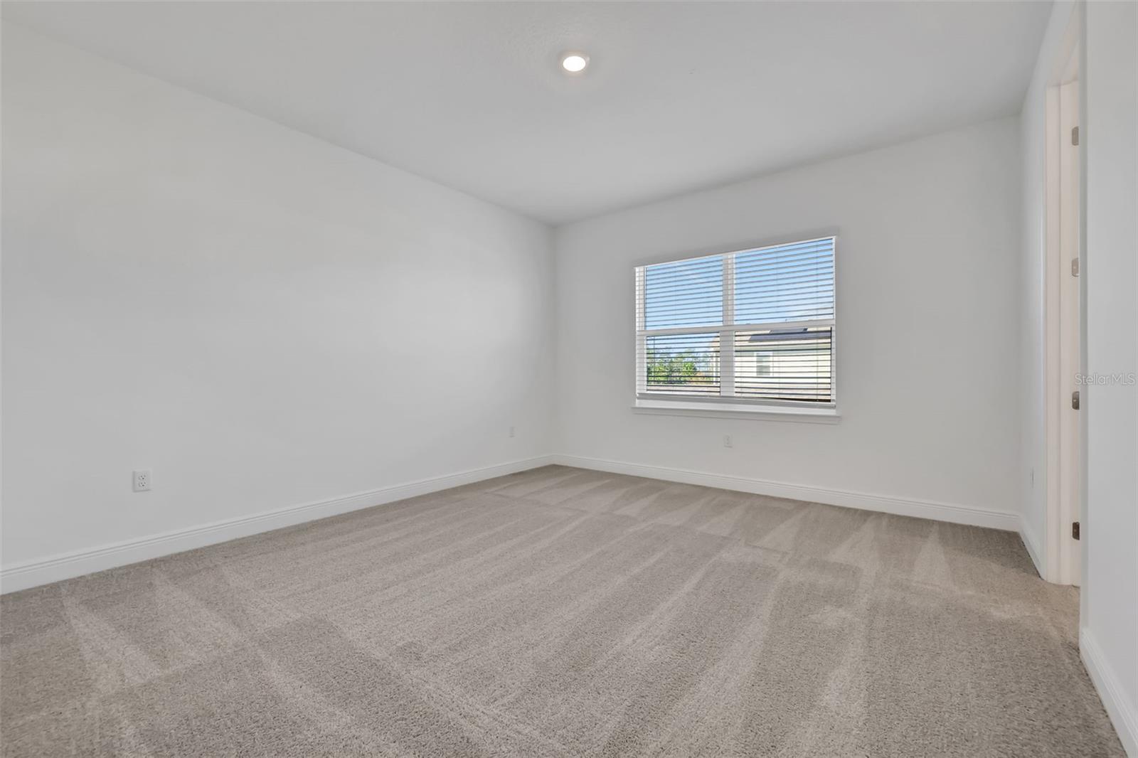 Image 13 of 36 For 2904 Voyager Avenue