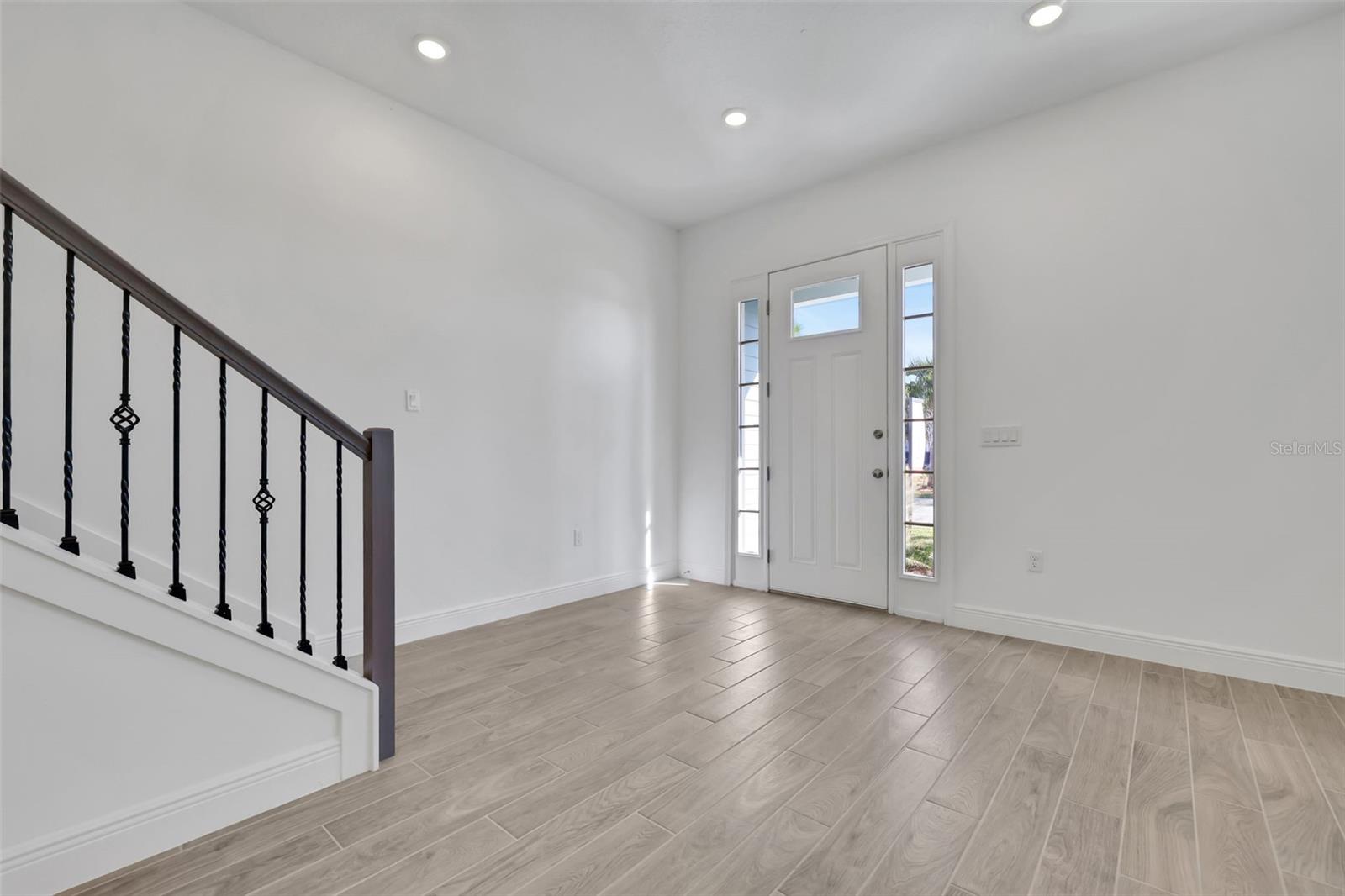 Image 29 of 36 For 2904 Voyager Avenue