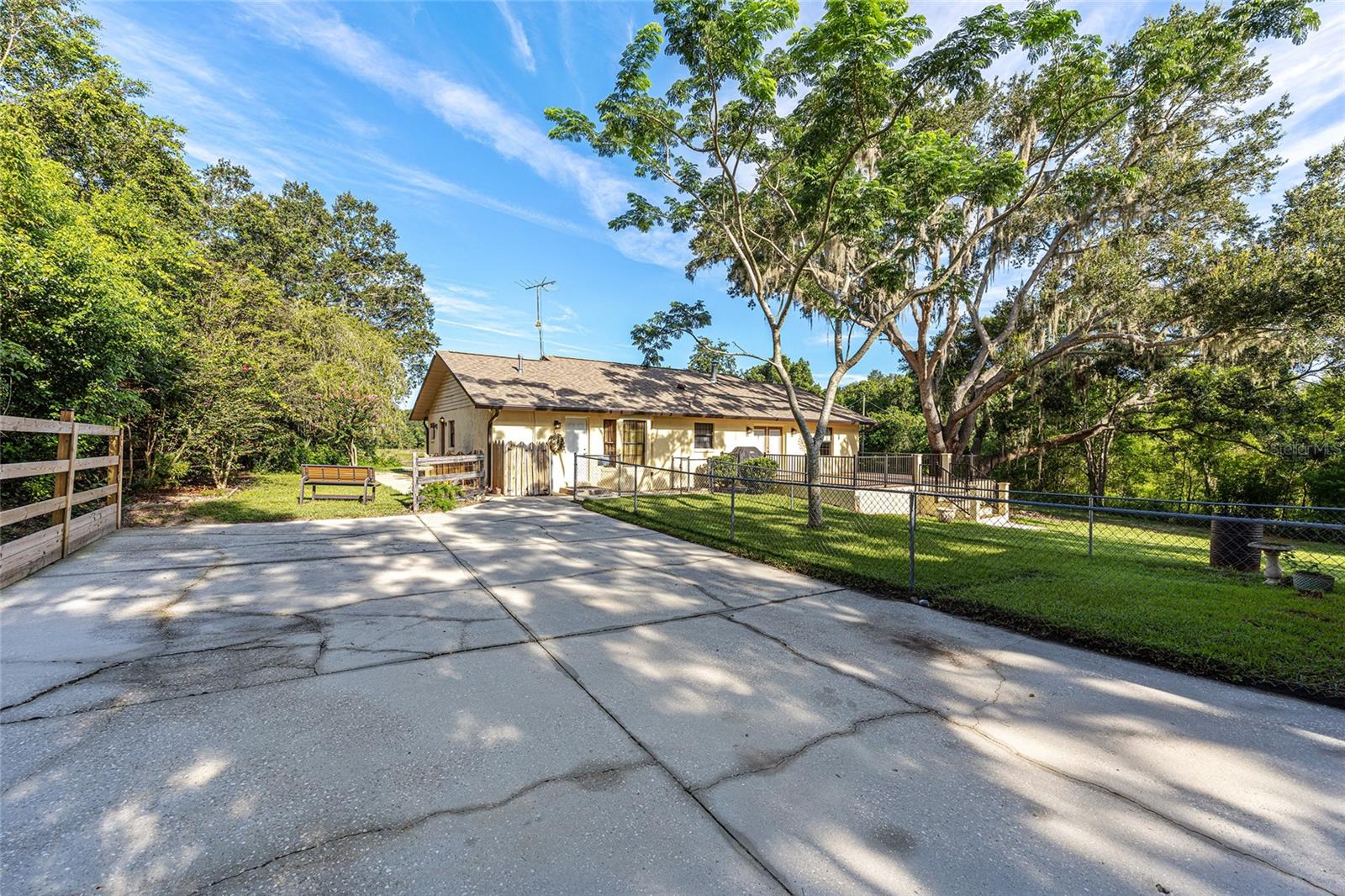 Image 13 of 66 For 15992 156th Place Road