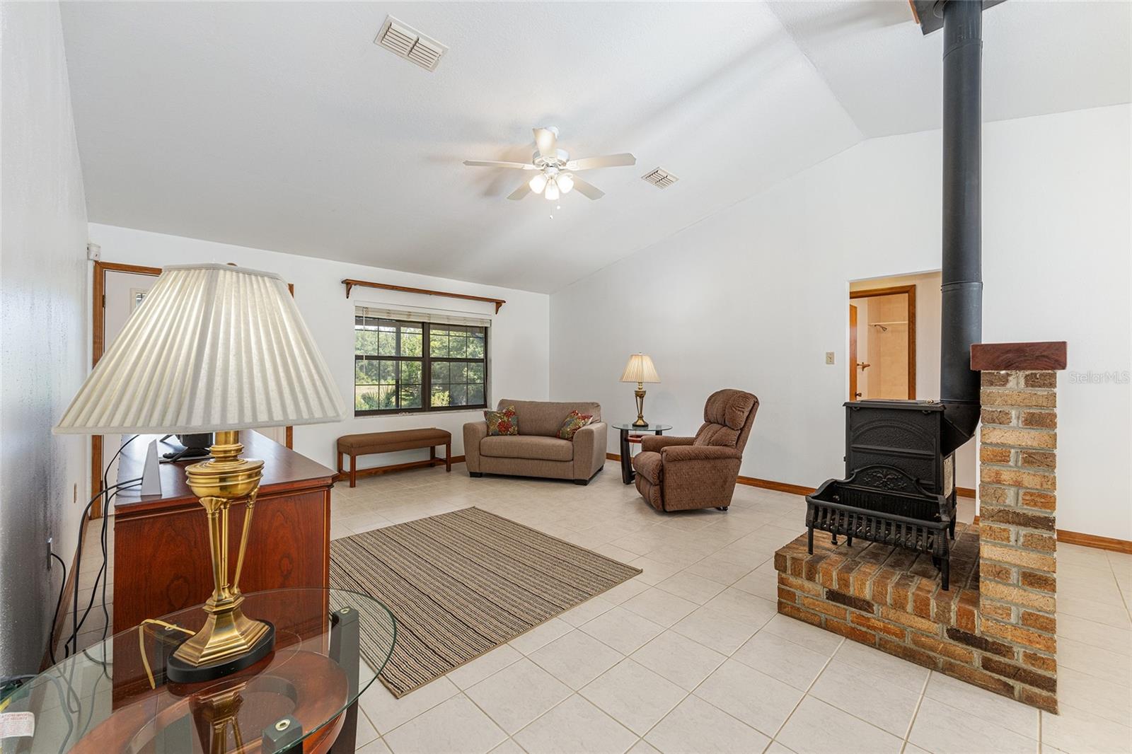 Image 24 of 66 For 15992 156th Place Road