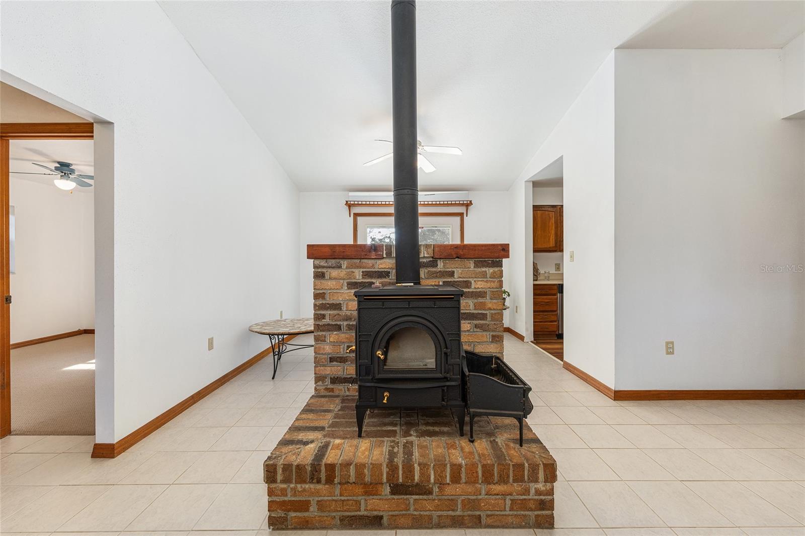 Image 25 of 66 For 15992 156th Place Road