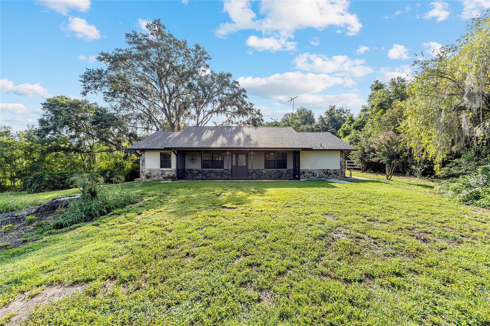 Image 3 of 66 For 15992 156th Place Road