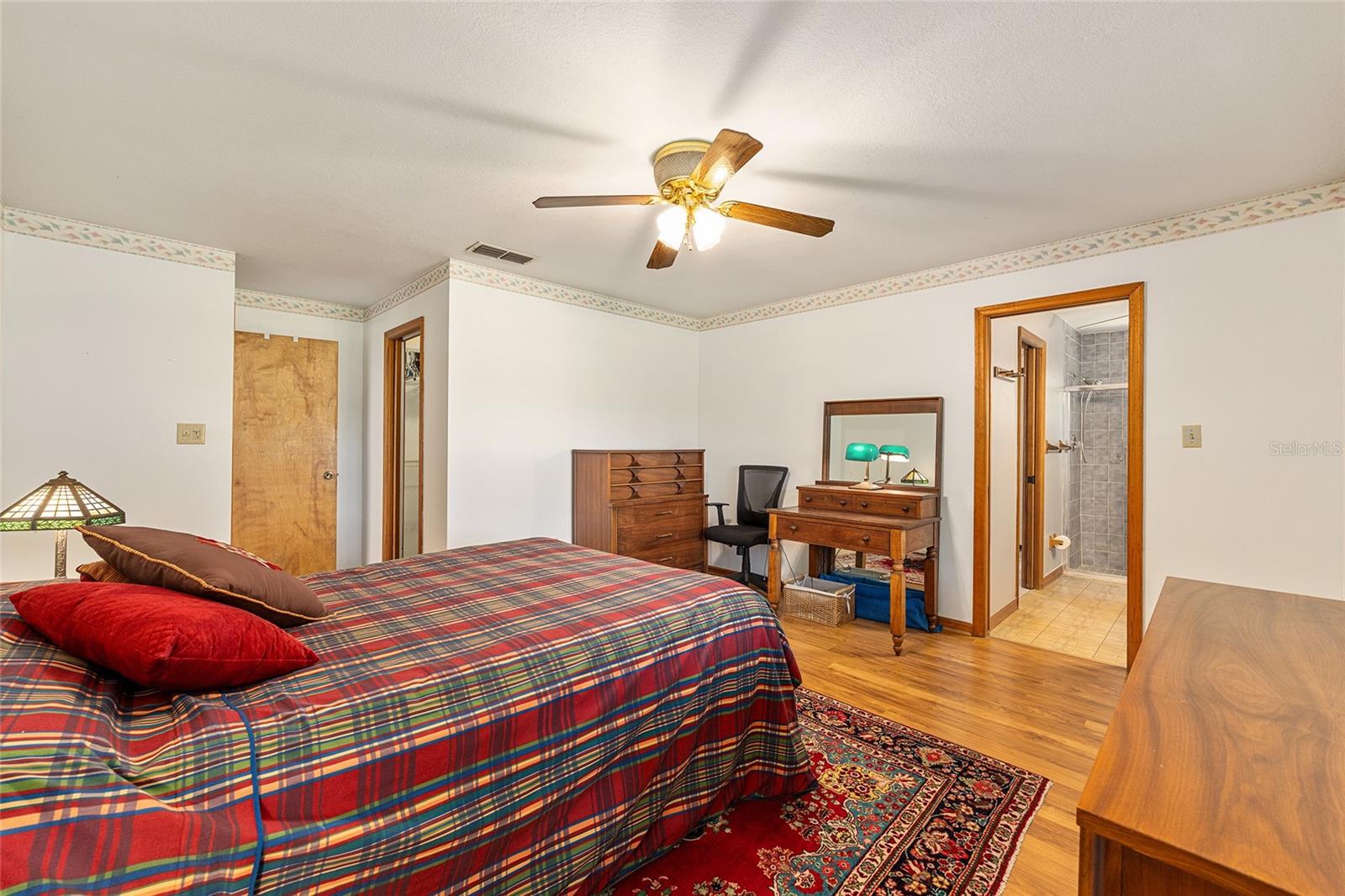 Image 44 of 66 For 15992 156th Place Road