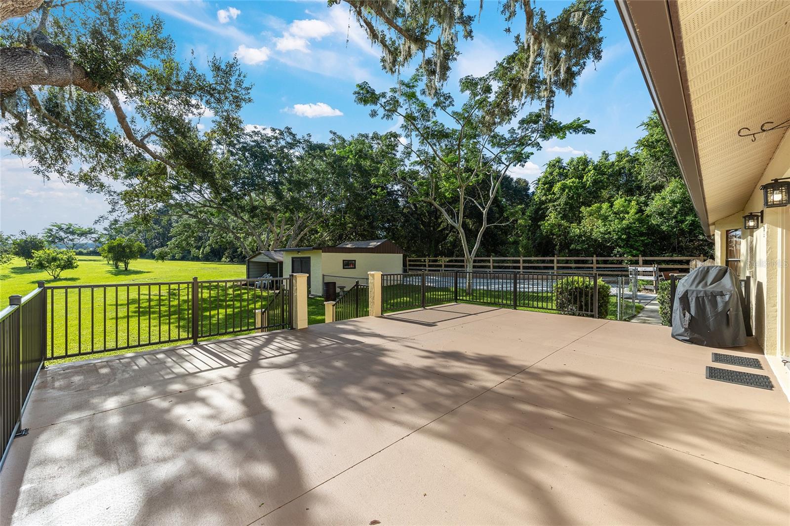 Image 51 of 66 For 15992 156th Place Road