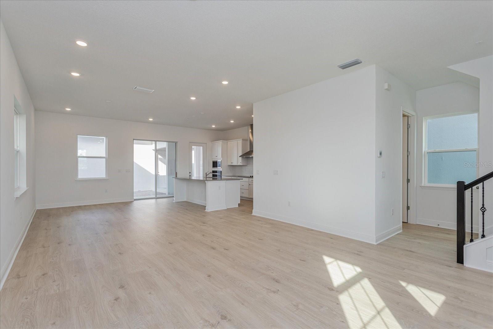 Image 5 of 25 For 13187 Calming Breeze Way