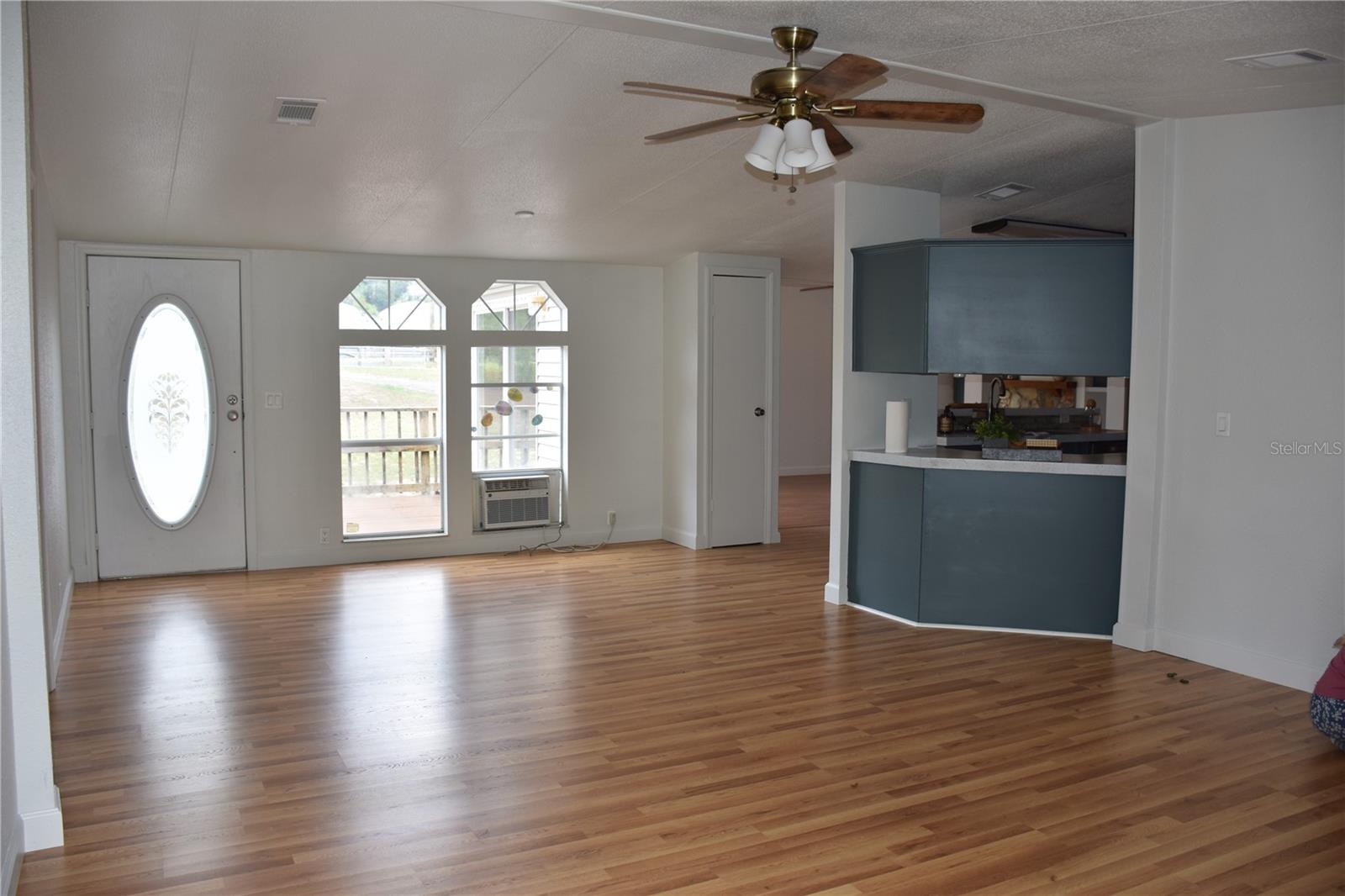 Image 5 of 46 For 22524 Orange Blossom Lane