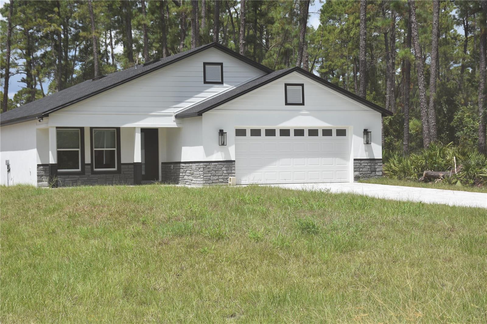 Image 2 of 35 For 2761 Sunrise Boulevard