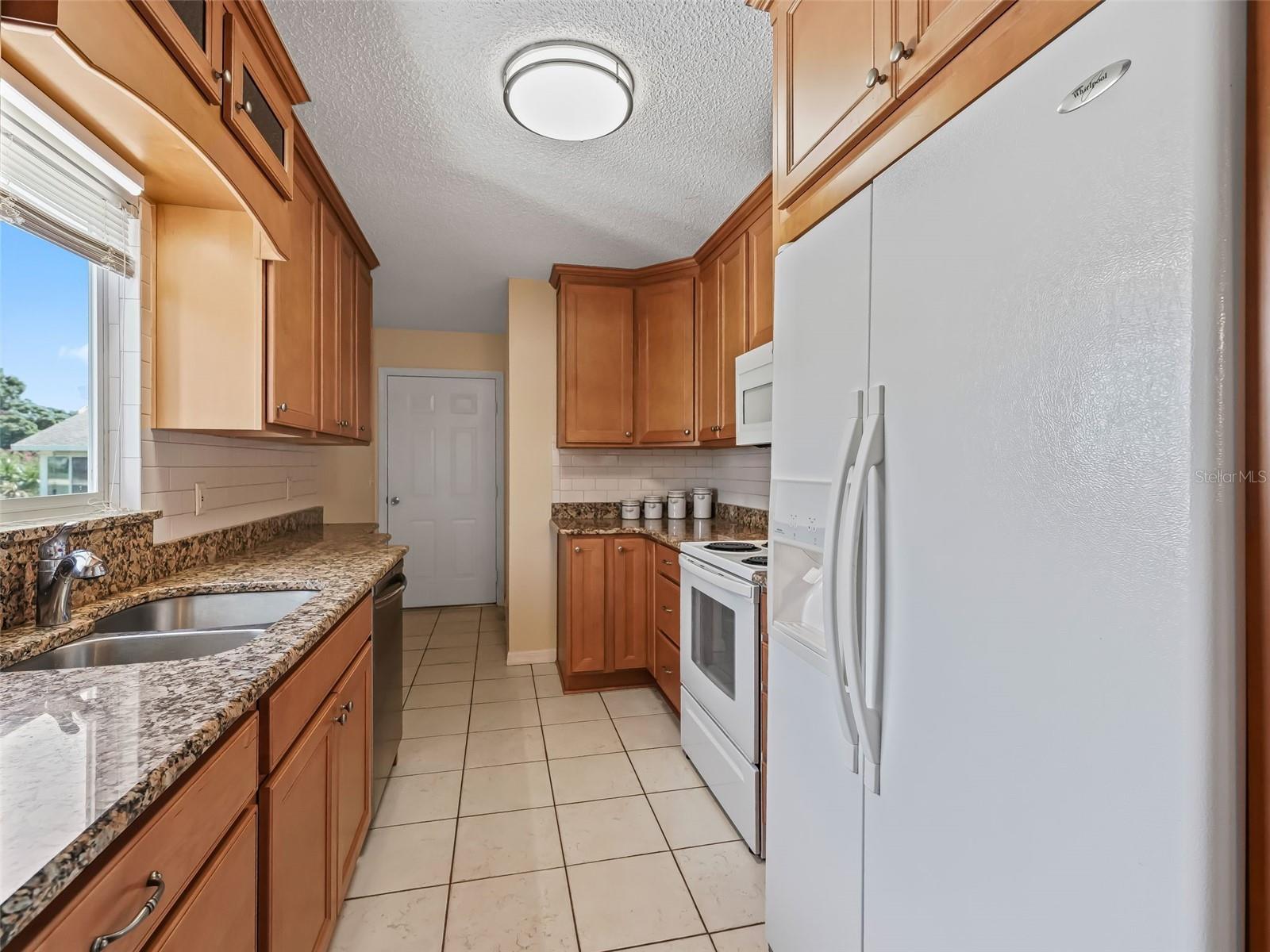 Image 20 of 44 For 9885 177th Lane