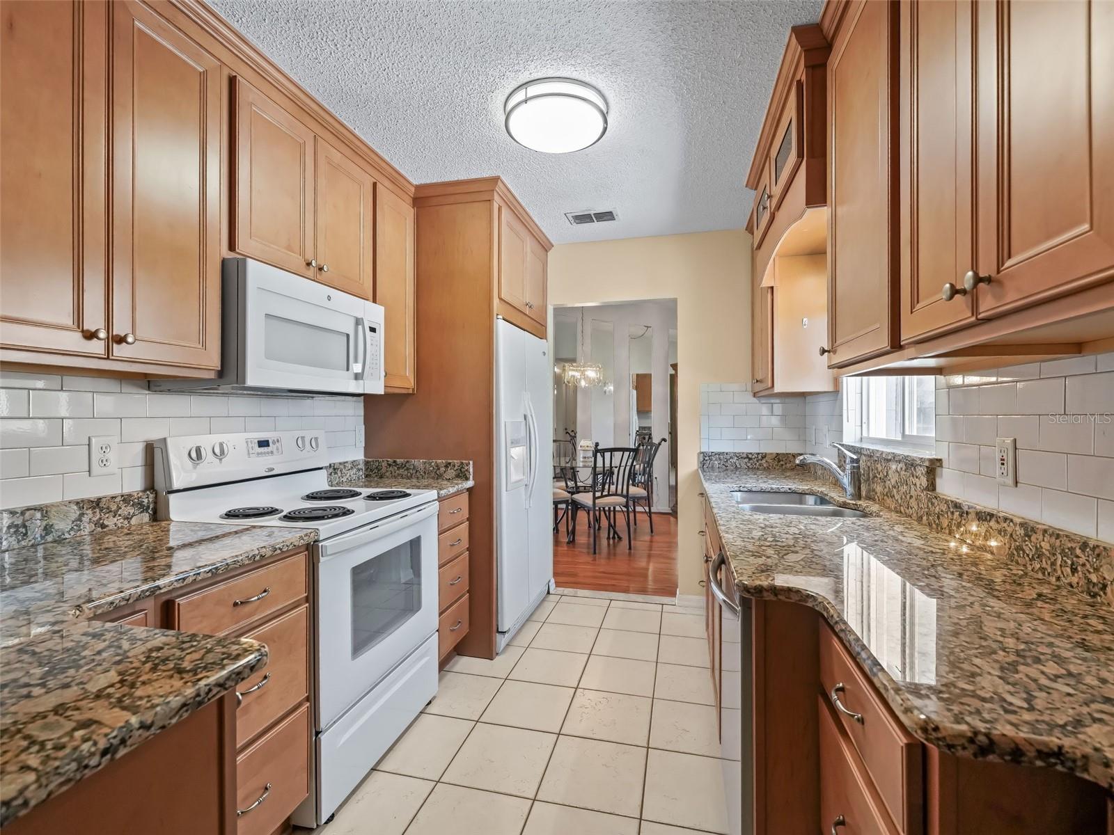 Image 5 of 44 For 9885 177th Lane