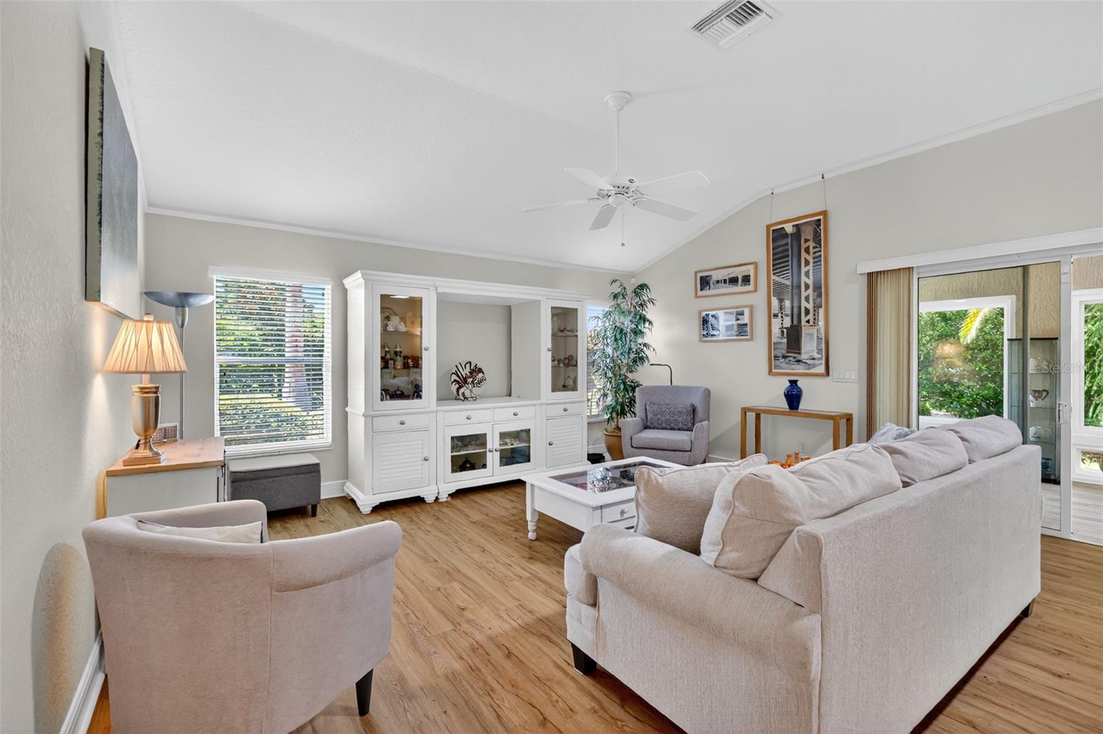 Image 11 of 40 For 1178 Bethune Way