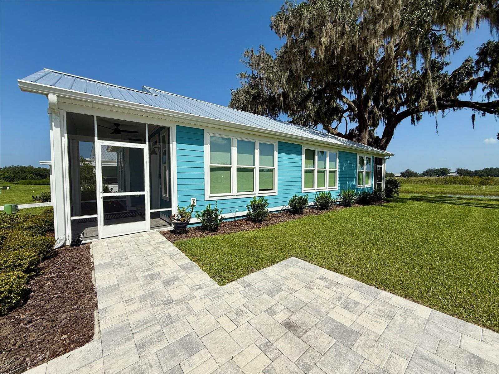 Image 19 of 38 For 12030 Lakeshore Way