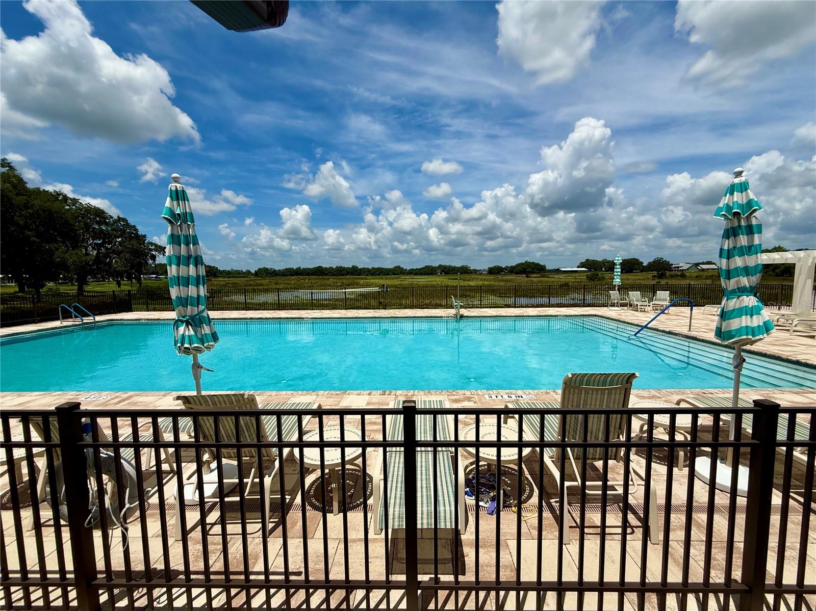 Image 24 of 38 For 12030 Lakeshore Way