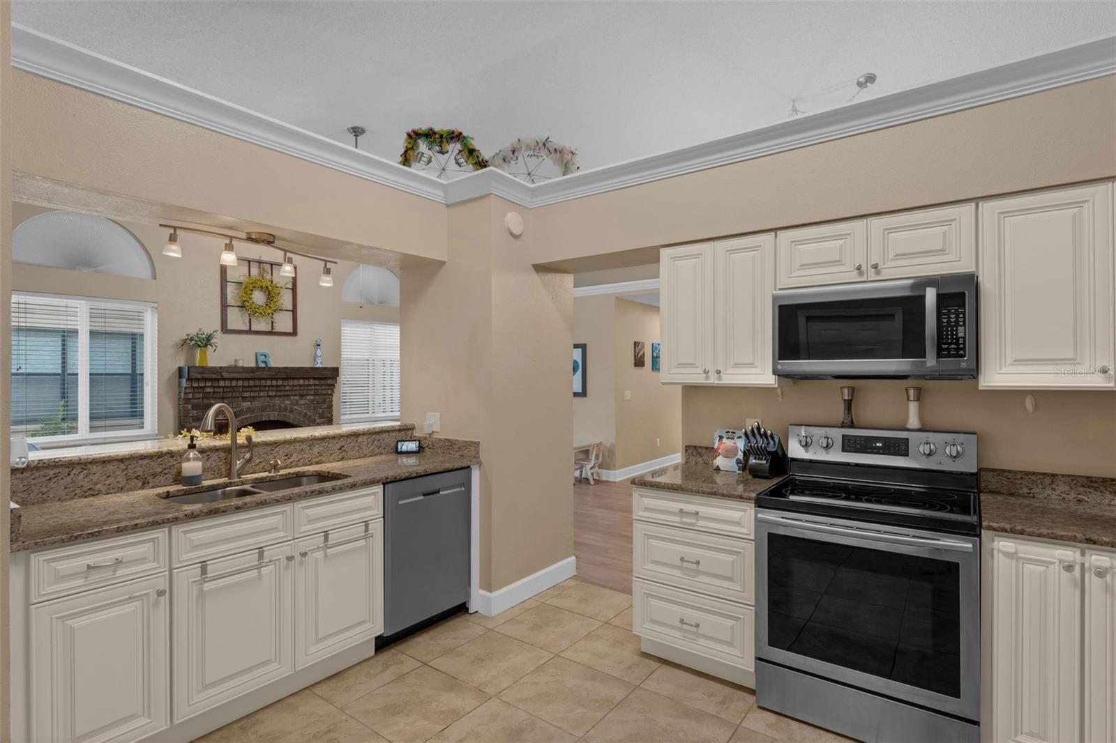 Image 6 of 21 For 3156 Bridgeford Drive