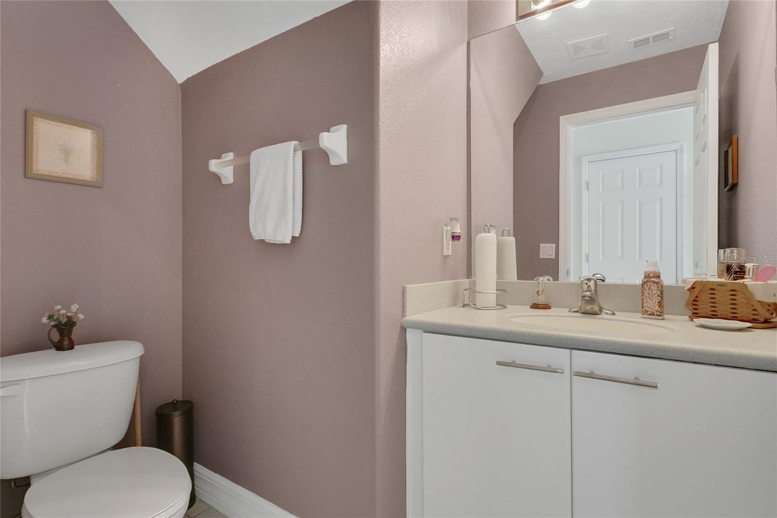 Image 19 of 36 For 16721 Culloden Court