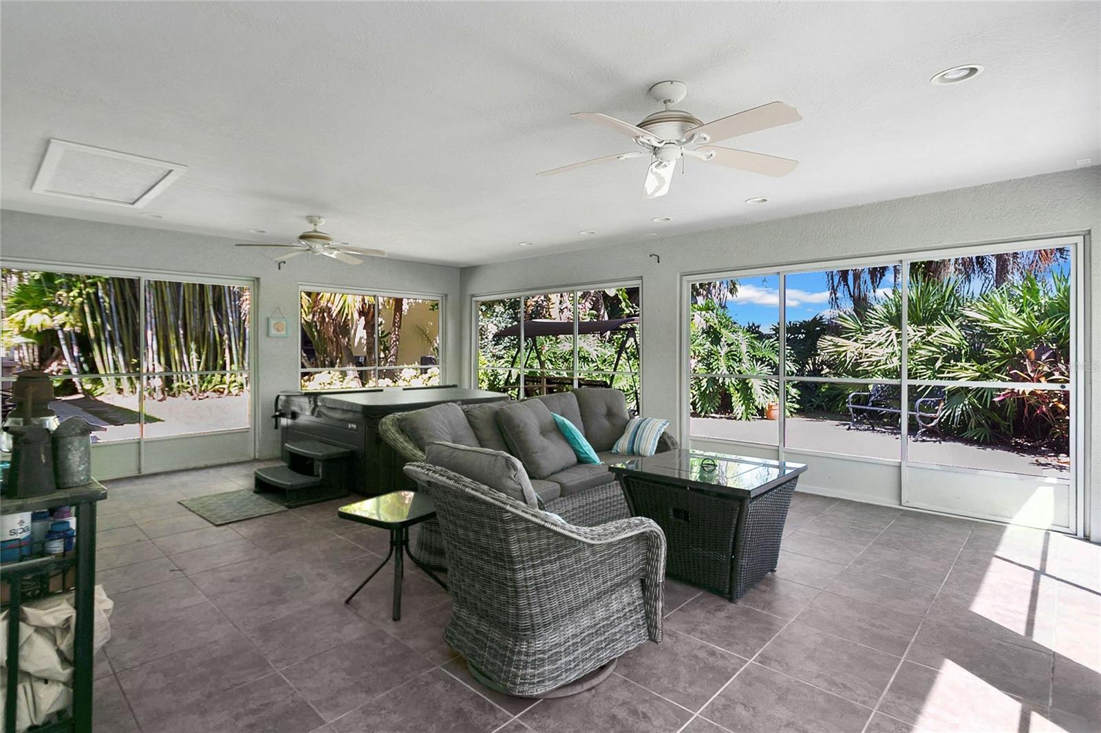 Image 22 of 36 For 16721 Culloden Court