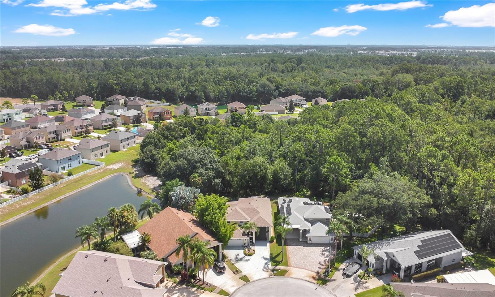 Image 32 of 36 For 16721 Culloden Court
