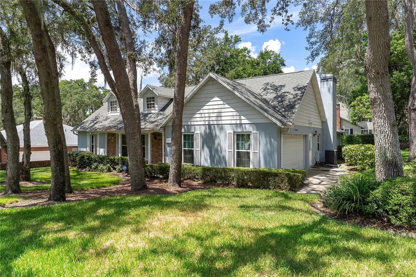 Image 2 of 42 For 2209 Dogwood Circle