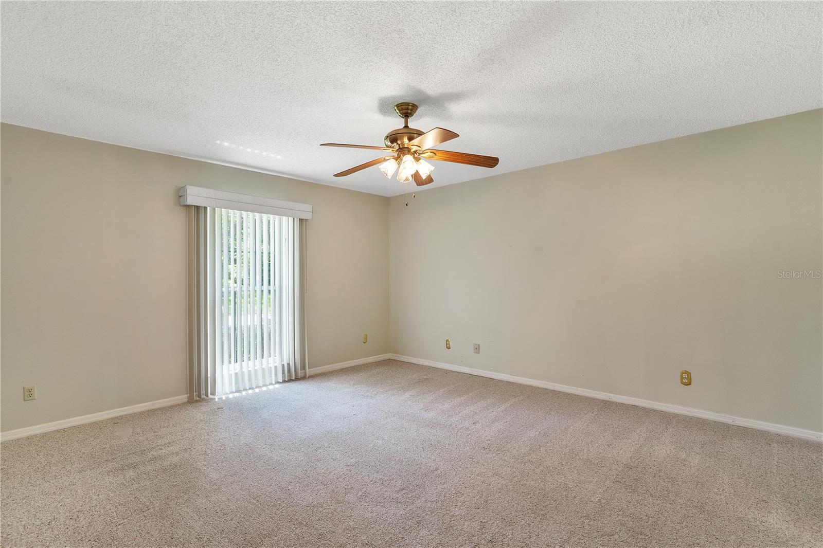 Image 22 of 42 For 2209 Dogwood Circle