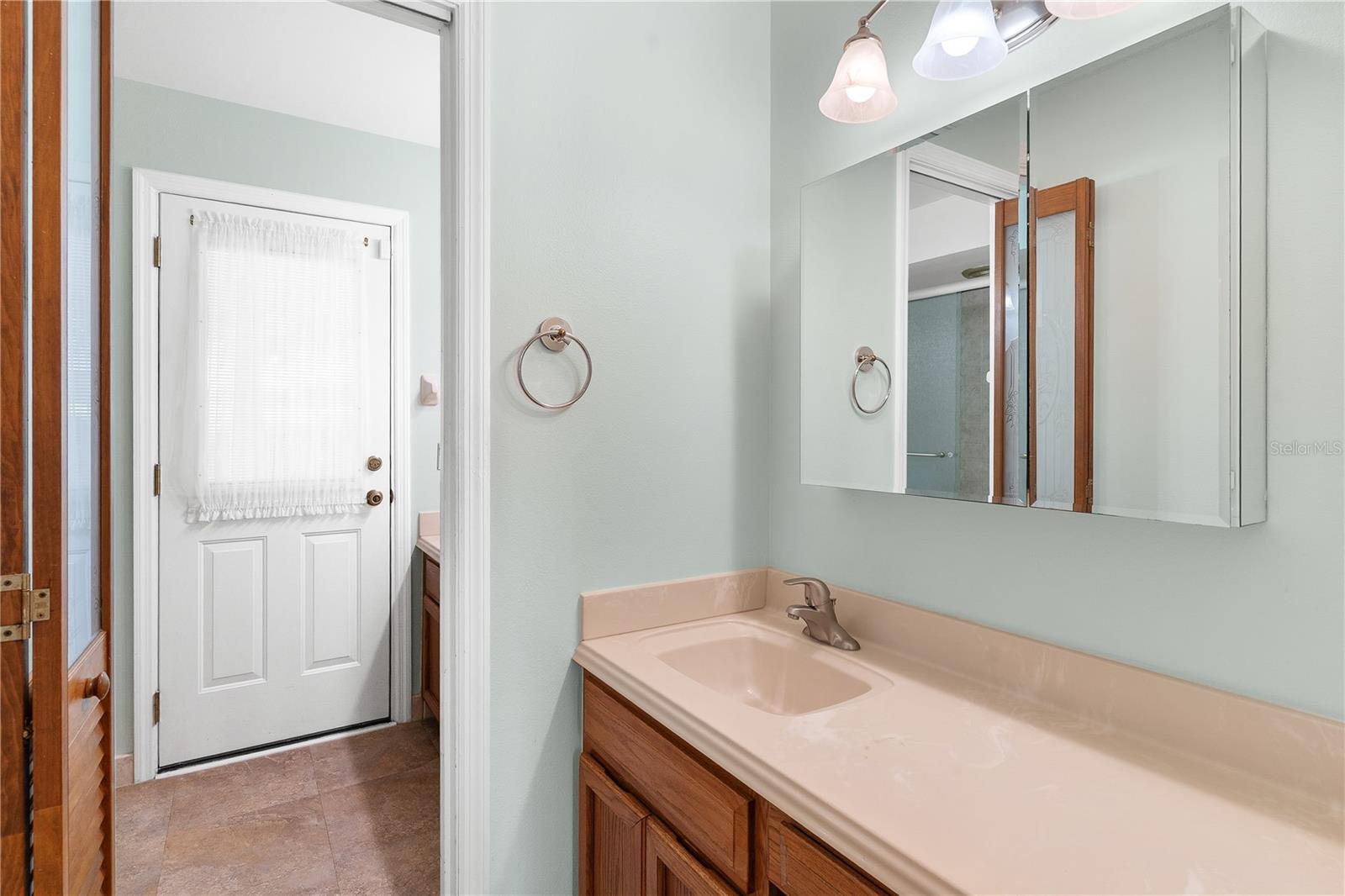 Image 26 of 42 For 2209 Dogwood Circle