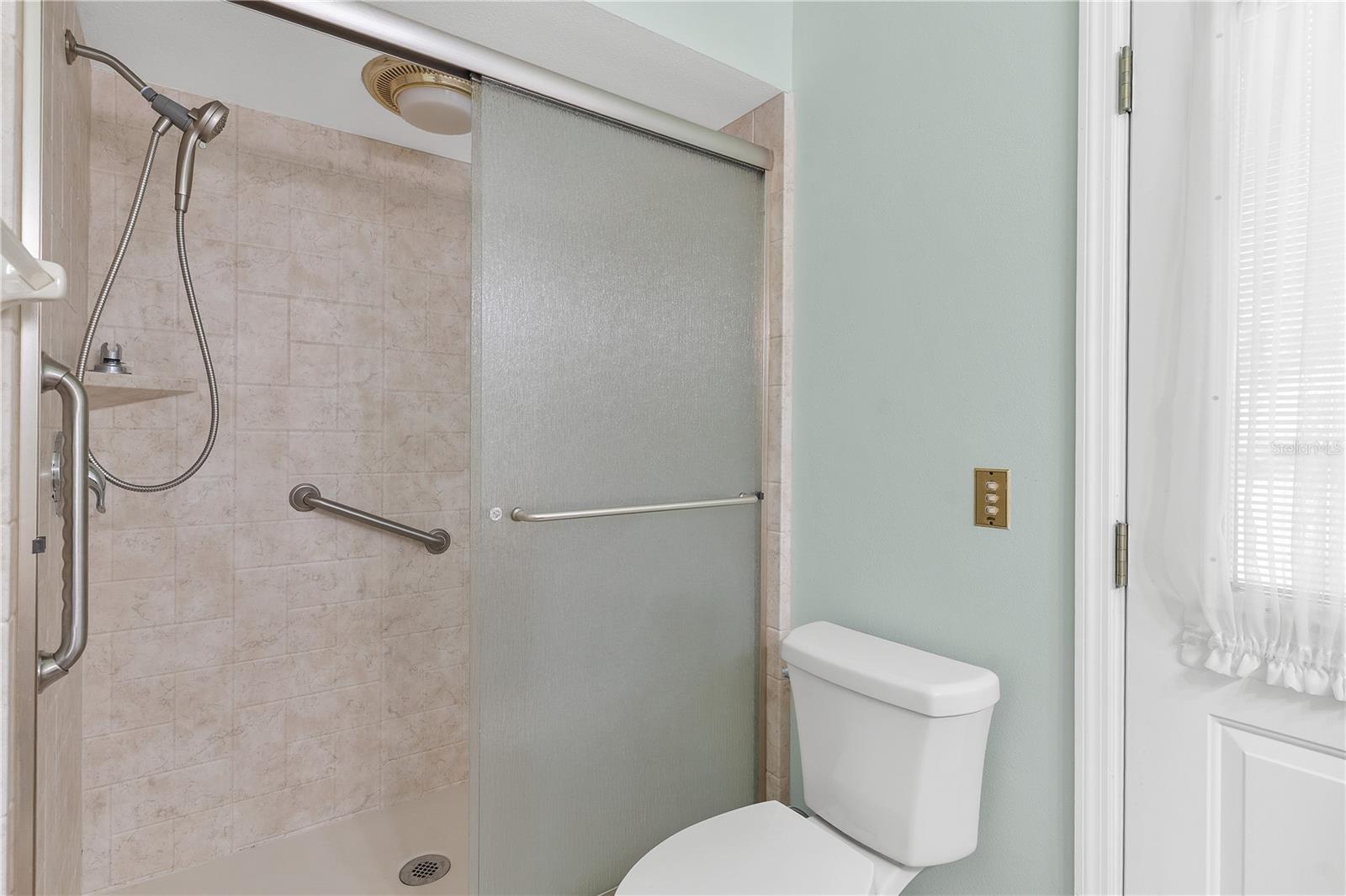 Image 28 of 42 For 2209 Dogwood Circle