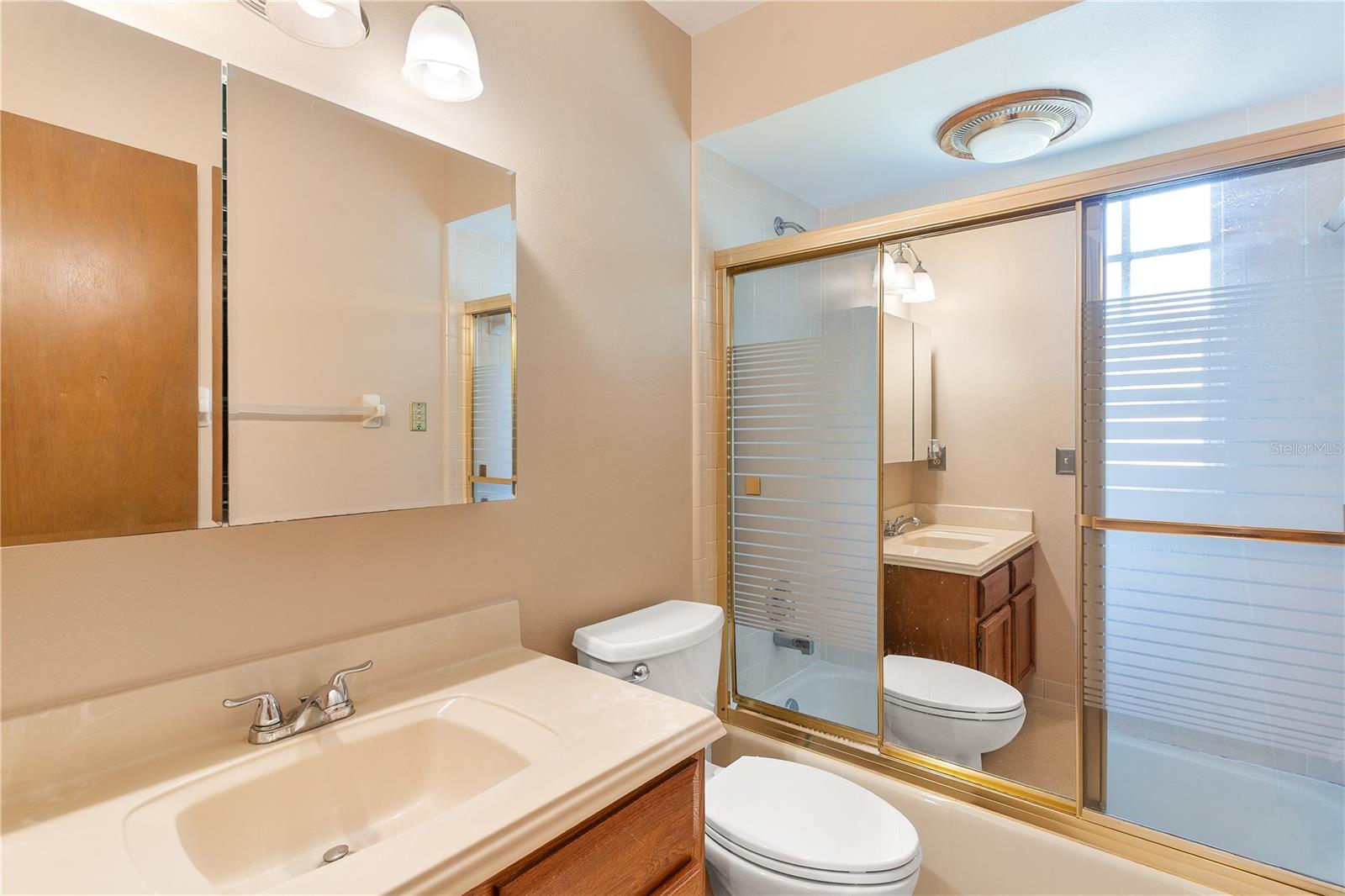 Image 32 of 42 For 2209 Dogwood Circle