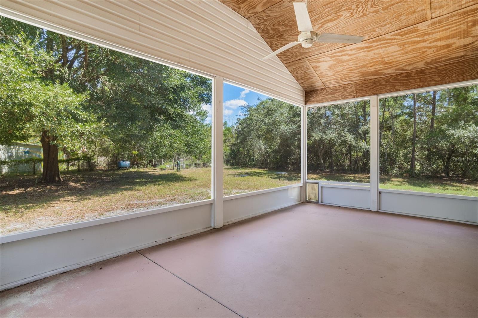 Image 21 of 24 For 44044 East Road