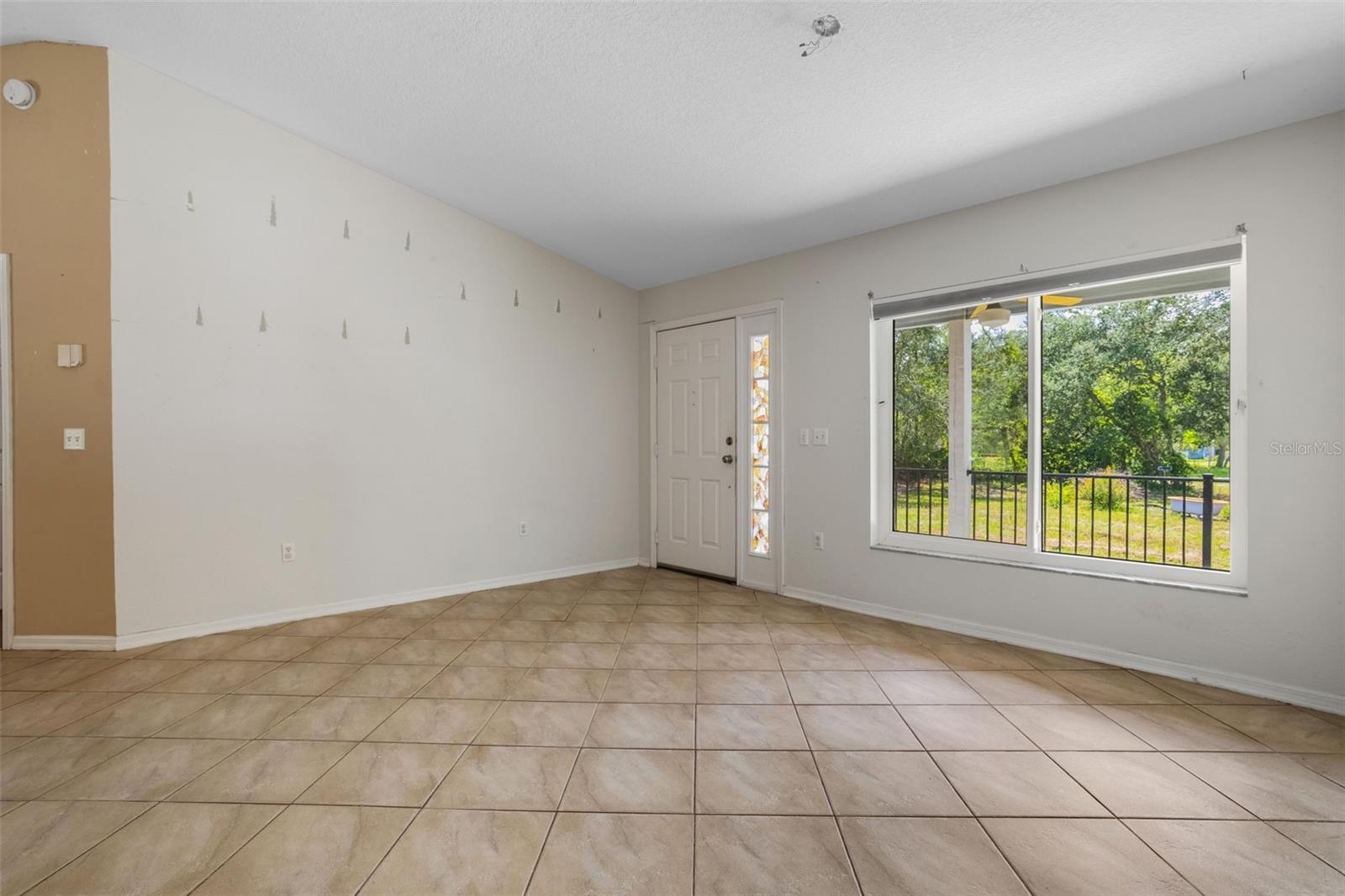 Image 3 of 24 For 44044 East Road