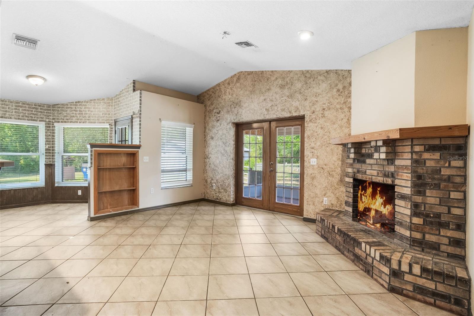 Image 6 of 24 For 44044 East Road